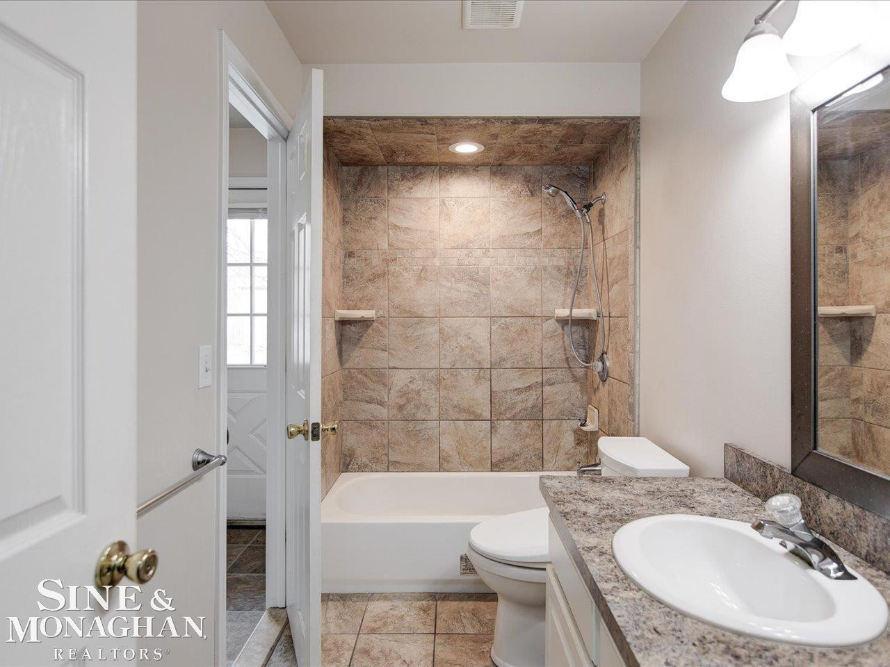 6266 Genaw Road, MI — Photo 16