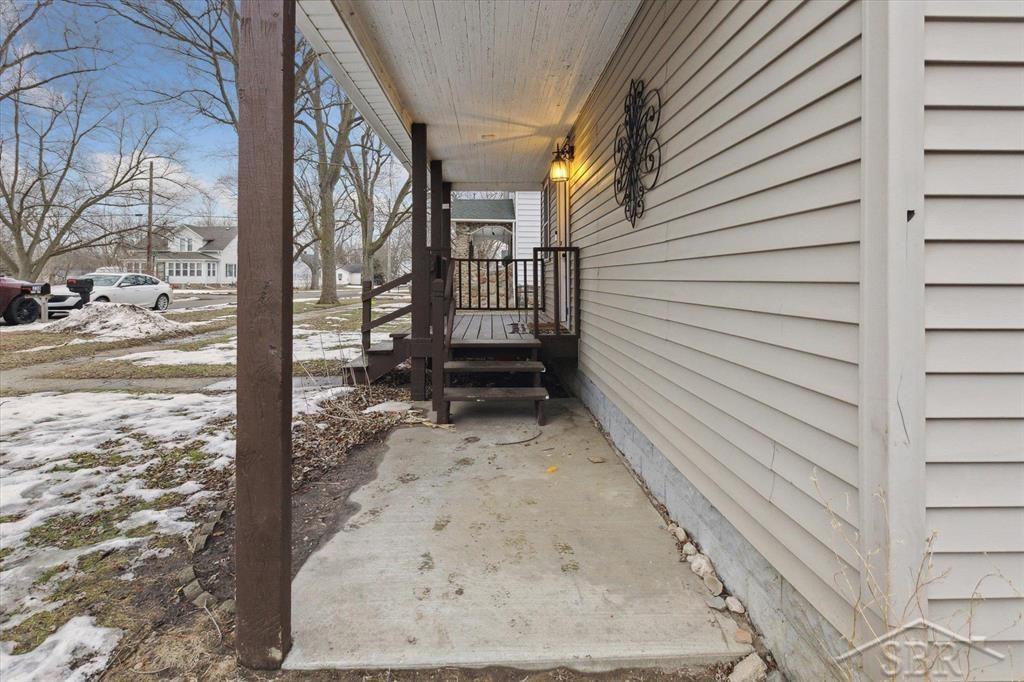 526 Cedar Street, Breckenridge, MI 48615 — Photo 2
