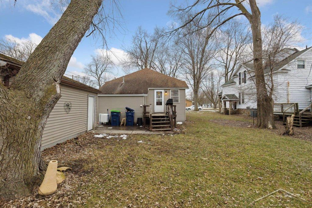 526 Cedar Street, Breckenridge, MI 48615 — Photo 24