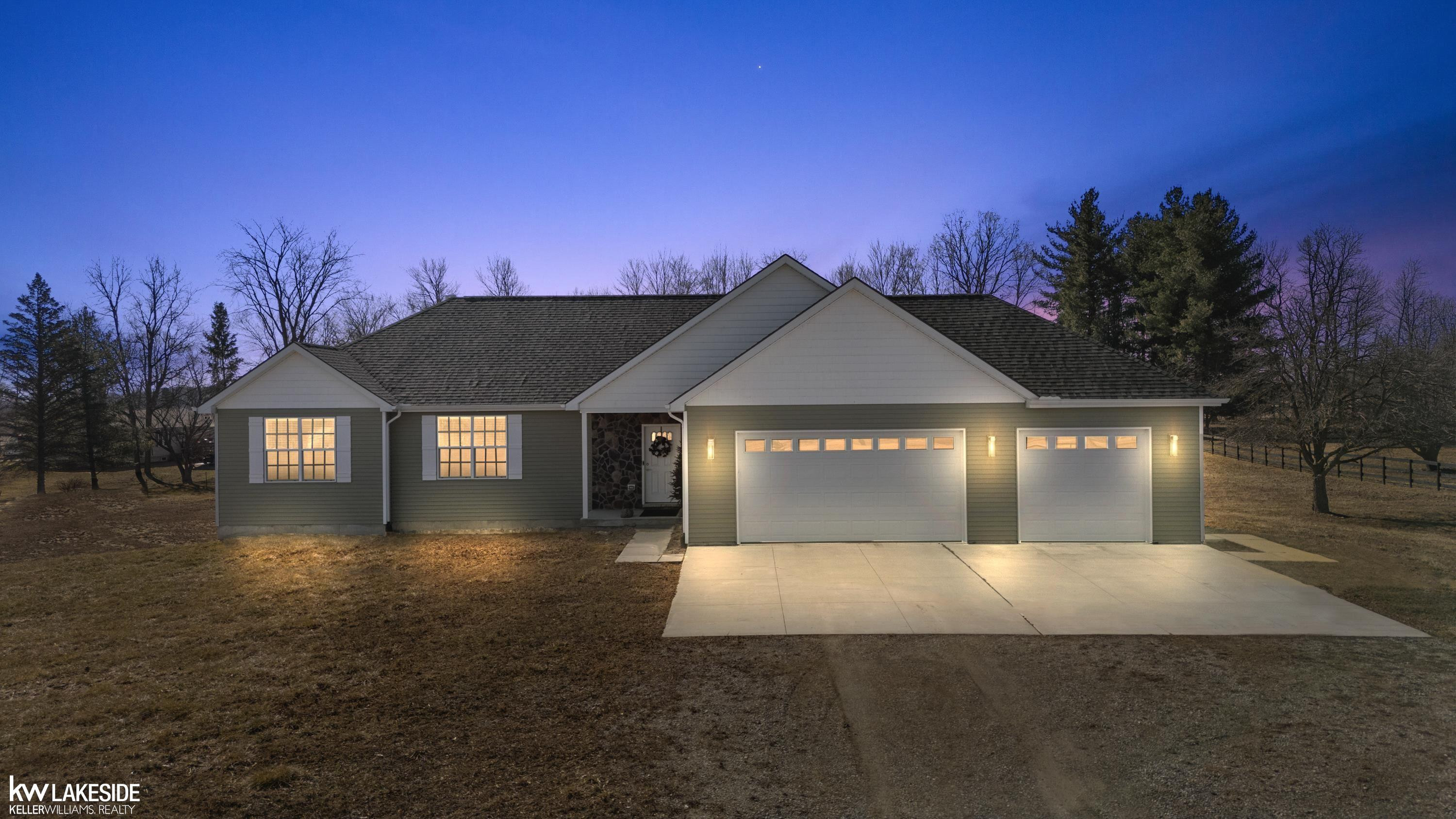 7340 Vanderploeg Lane, Imlay City, MI 48444 — front exterior