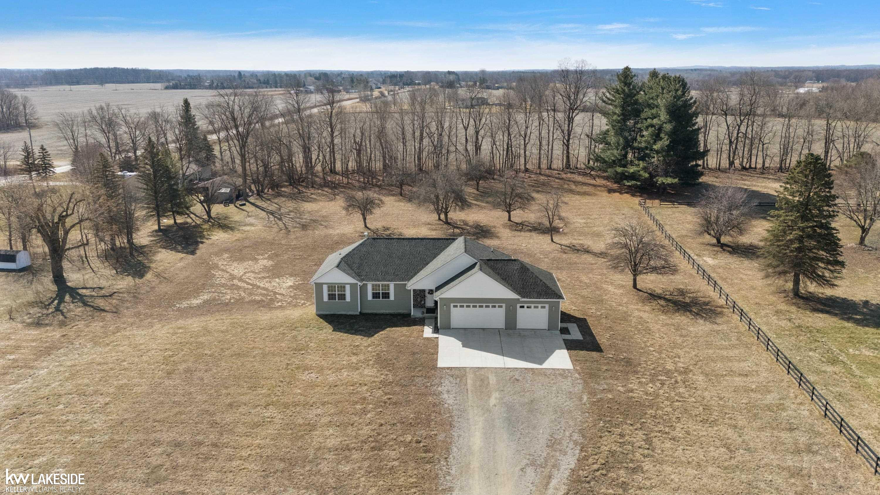 7340 Vanderploeg Lane, Imlay City, MI 48444 — Photo 34