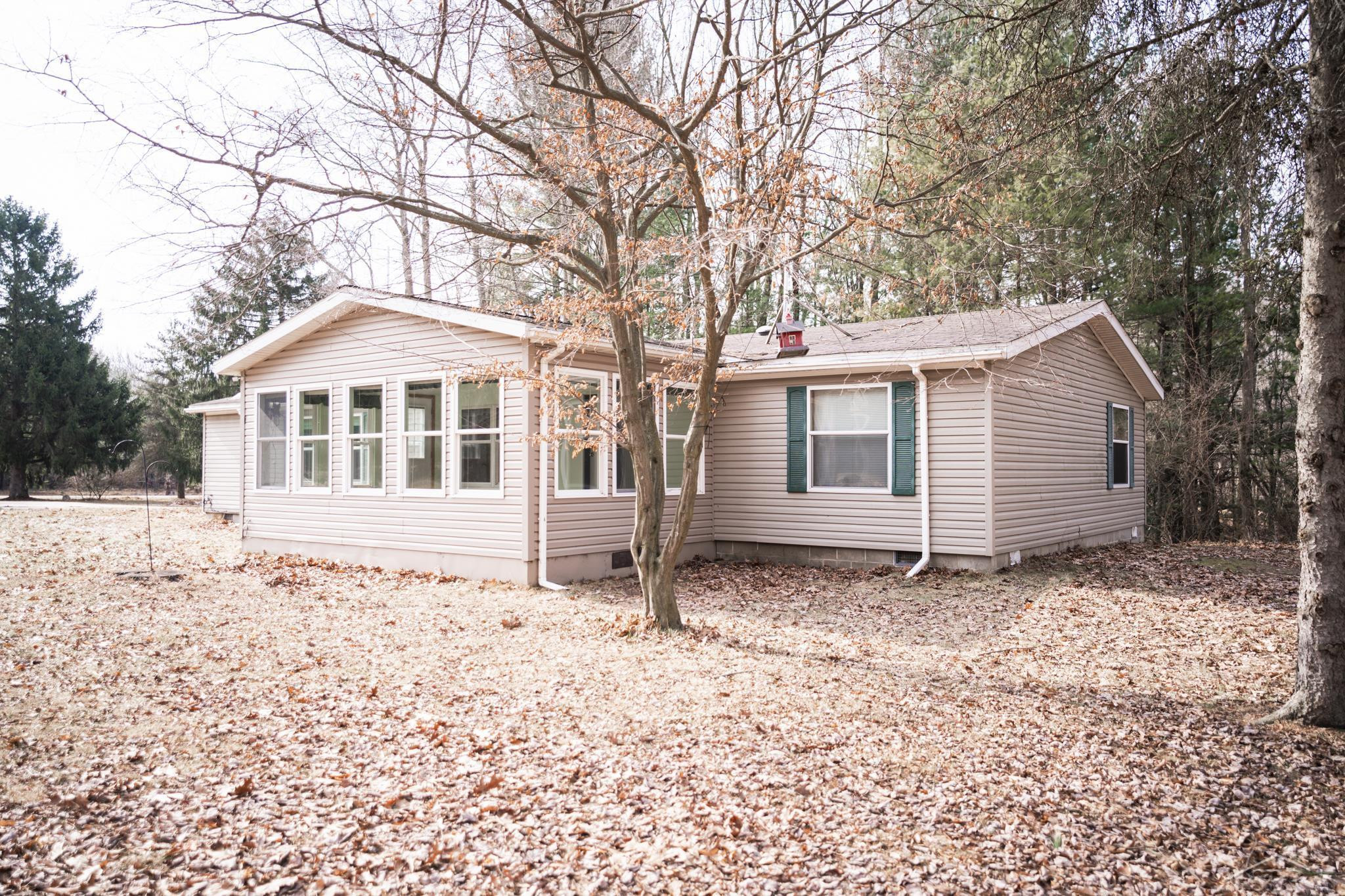 1073 Carmen Drive, Weidman, MI 48893 — Photo 3