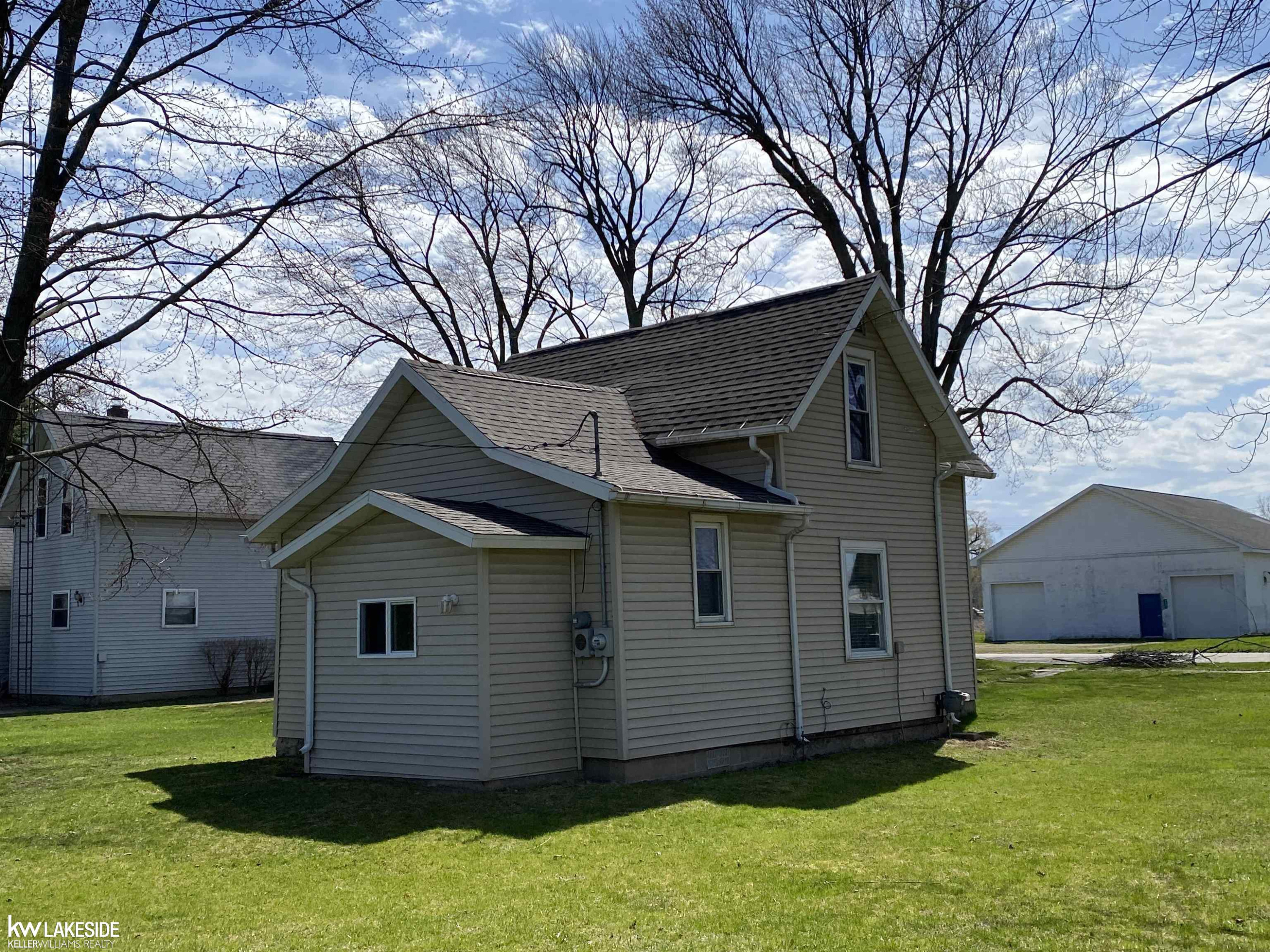 7032 E Michigan Avenue, MI — Photo 13