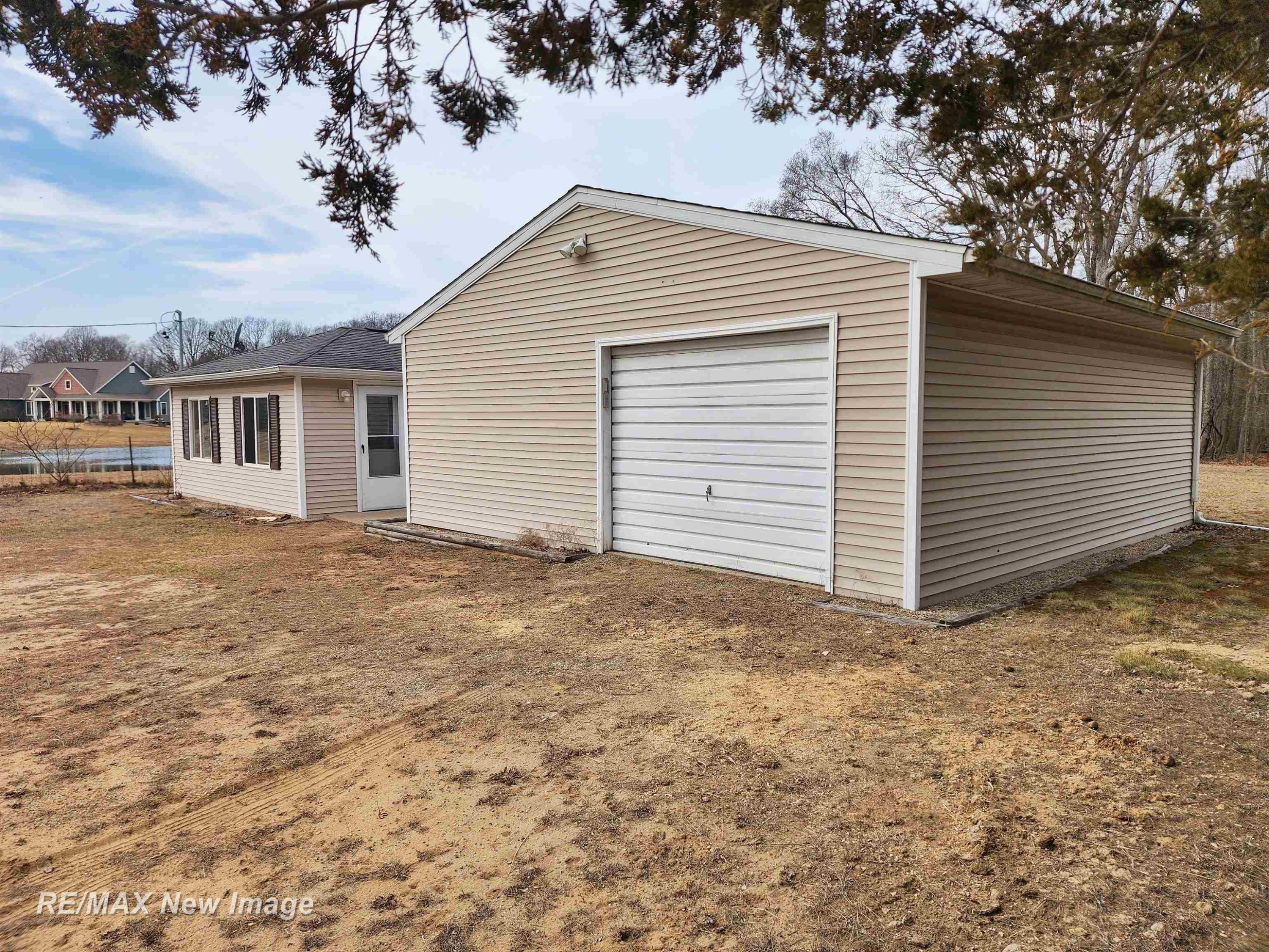 12000 Lakefield Road, Saint Charles, MI 48655 — Photo 4