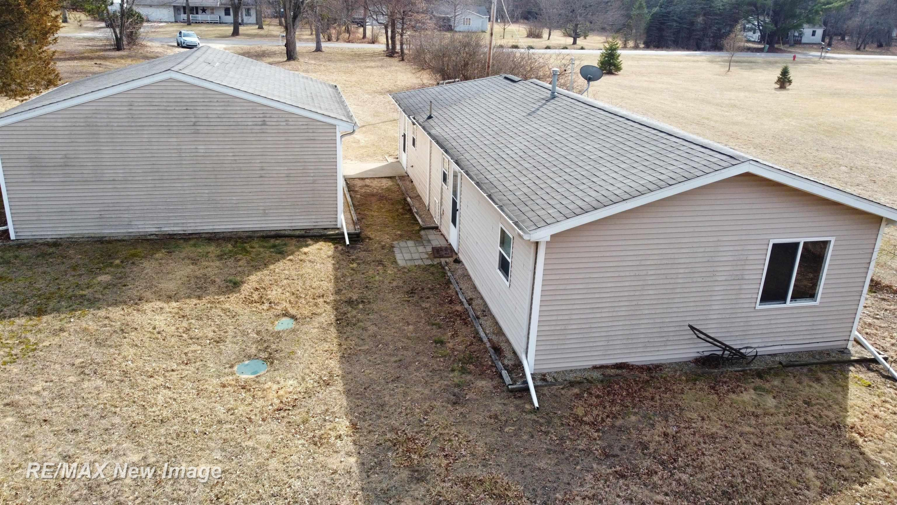 12000 Lakefield Road, Saint Charles, MI 48655 — Photo 29