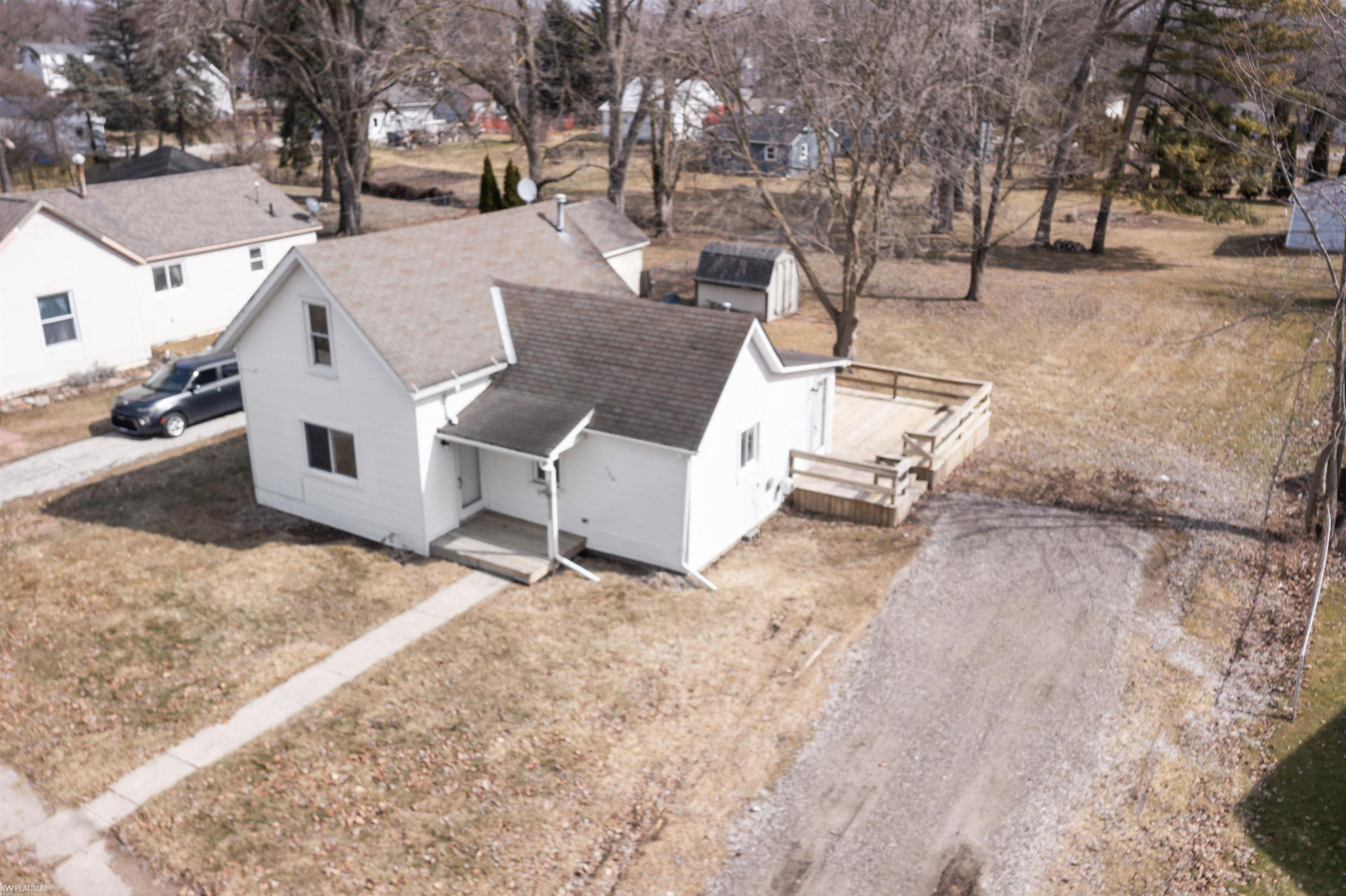 106 S Hunter St. Street, Capac, MI 48014 — Photo 2