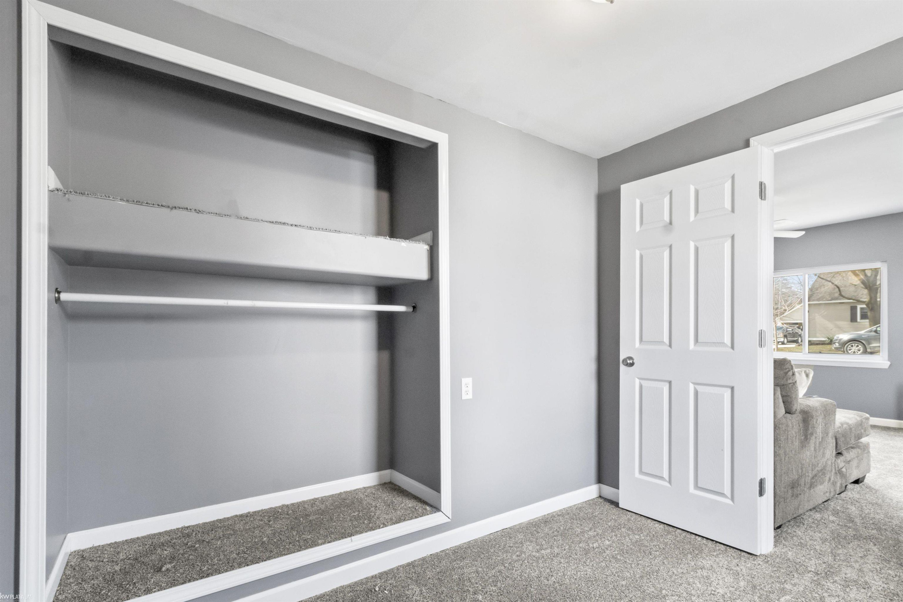 106 S Hunter St. Street, Capac, MI 48014 — Photo 10