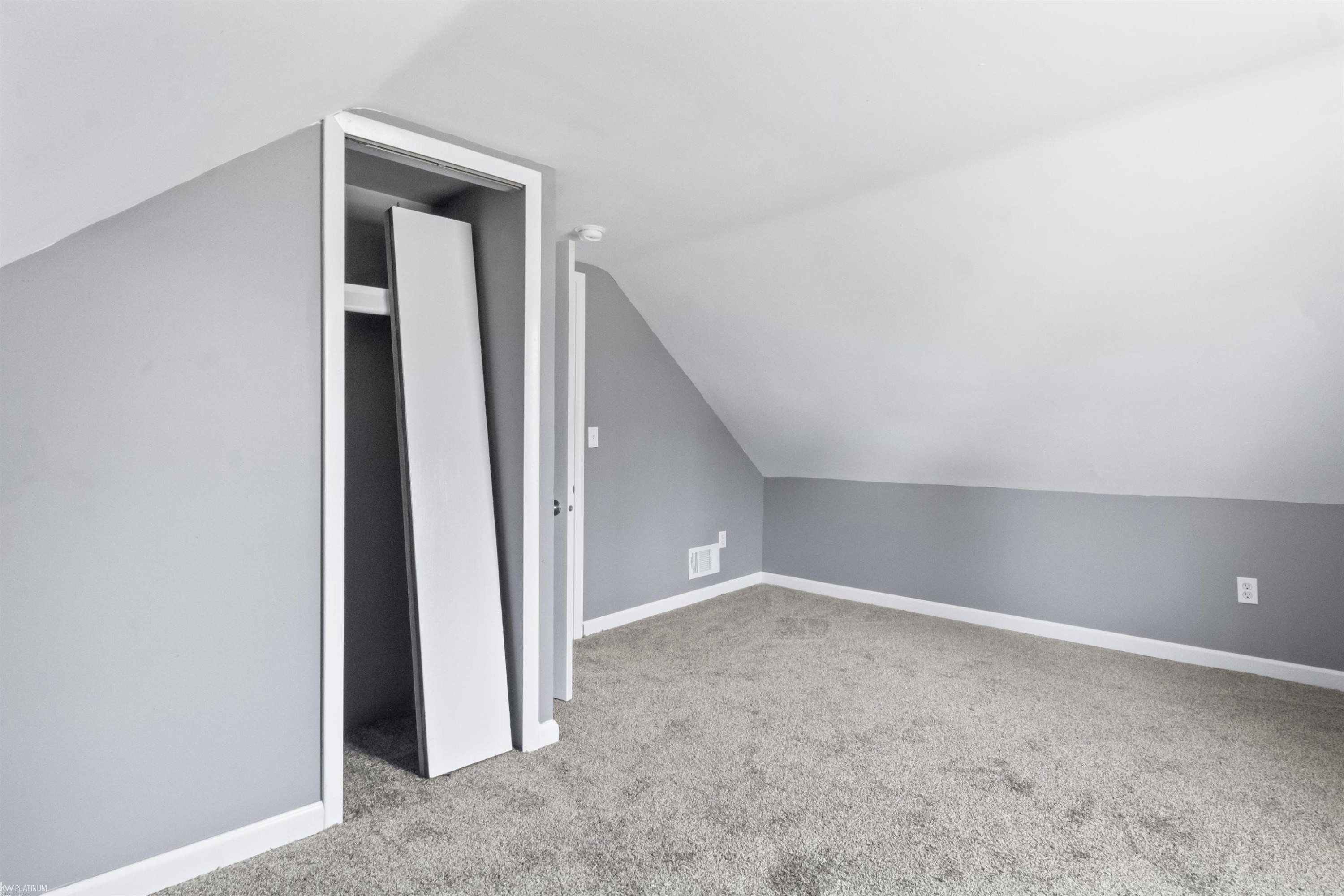 106 S Hunter St. Street, Capac, MI 48014 — Photo 18