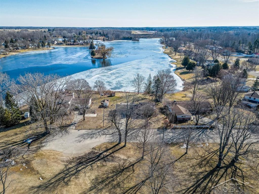 397 Shamrock Court, Clare, MI 48617 — Photo 37
