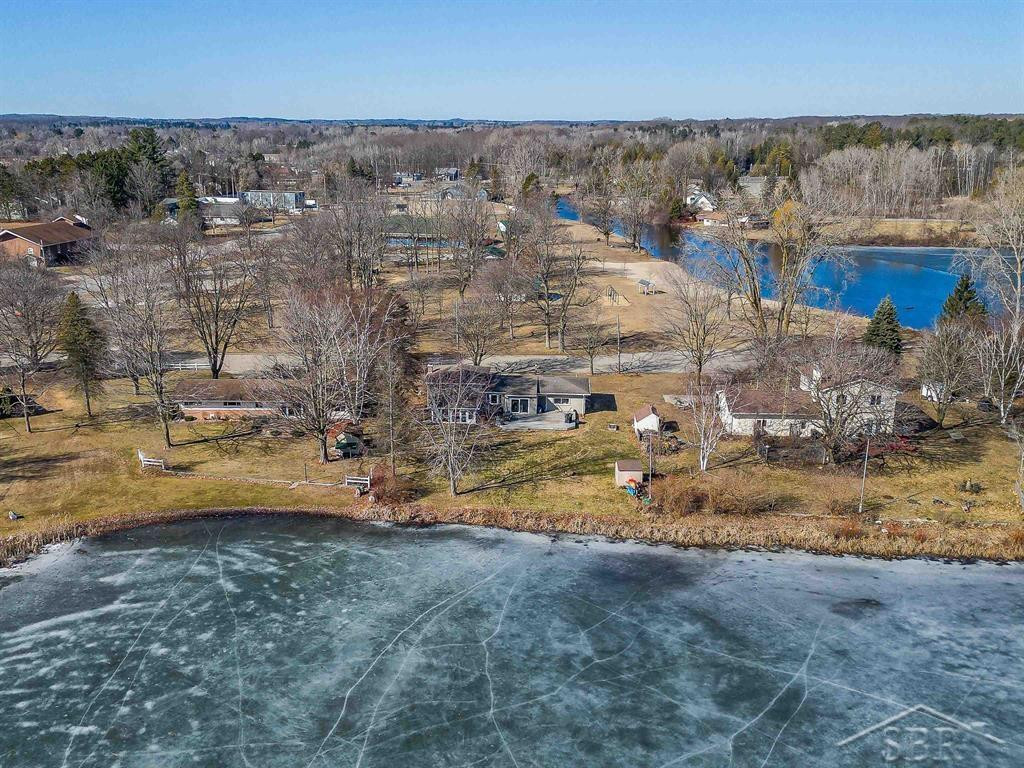 397 Shamrock Court, Clare, MI 48617 — Photo 39