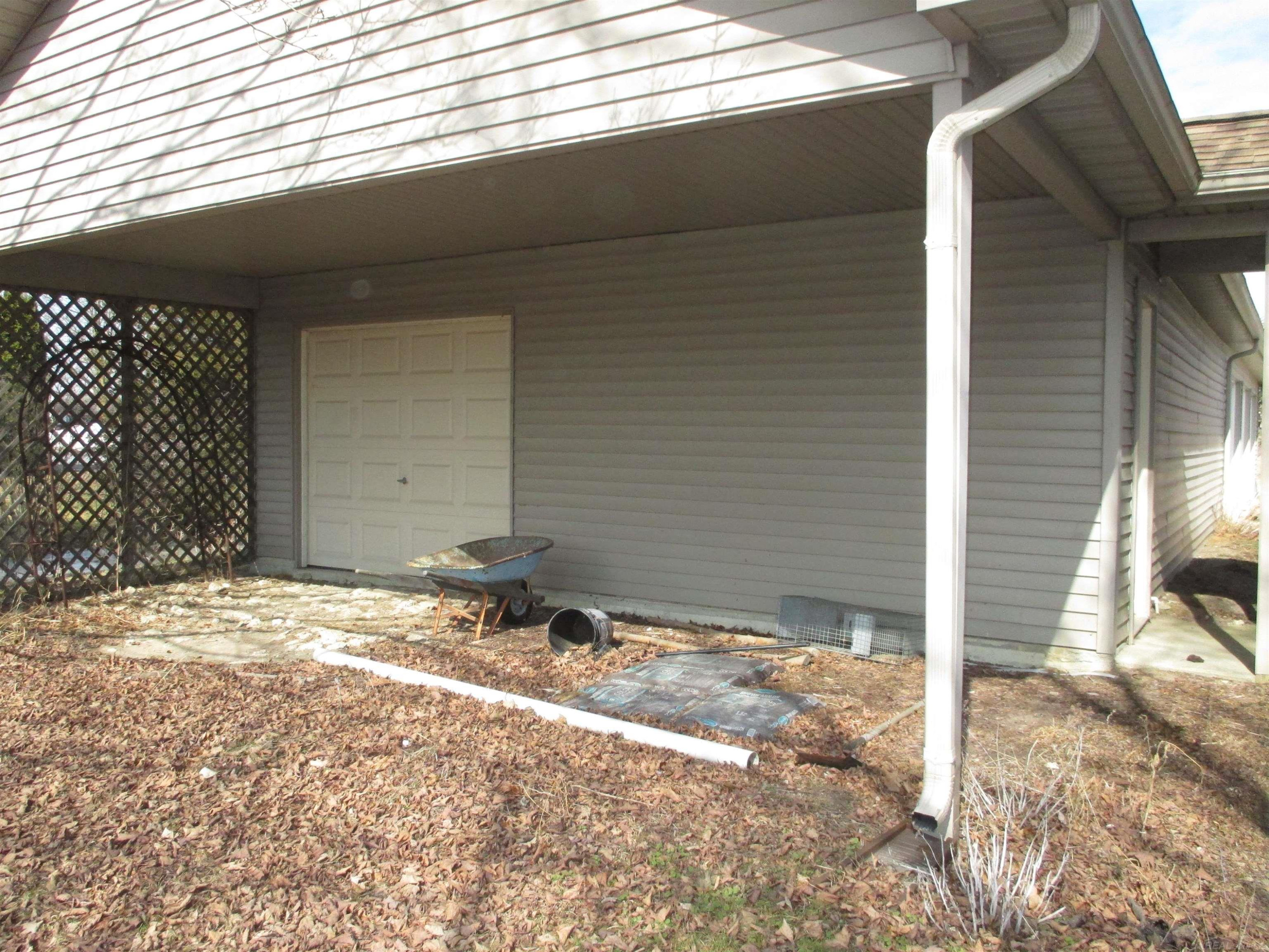 18990 28 Mile Road, MI — Photo 39