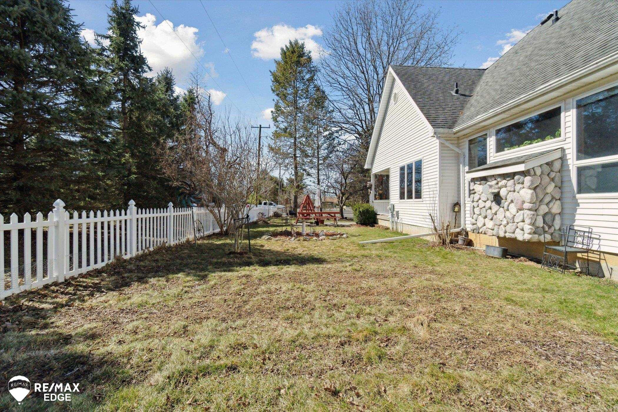 193 Turrill Road, Lapeer, MI 48446 — Photo 44