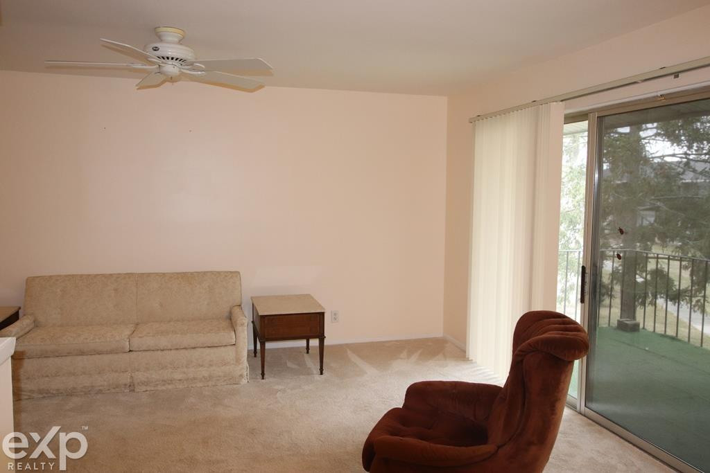 8561 Kennedy Circle #5 Circle, Warren, MI 48093 — Photo 5