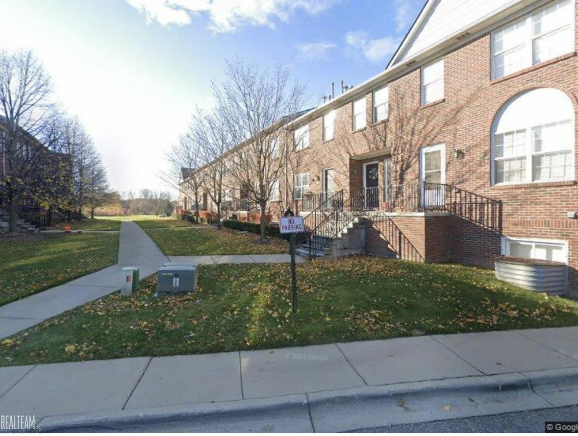 43105 Burlington Drive, Sterling Heights, MI 48313 — front exterior