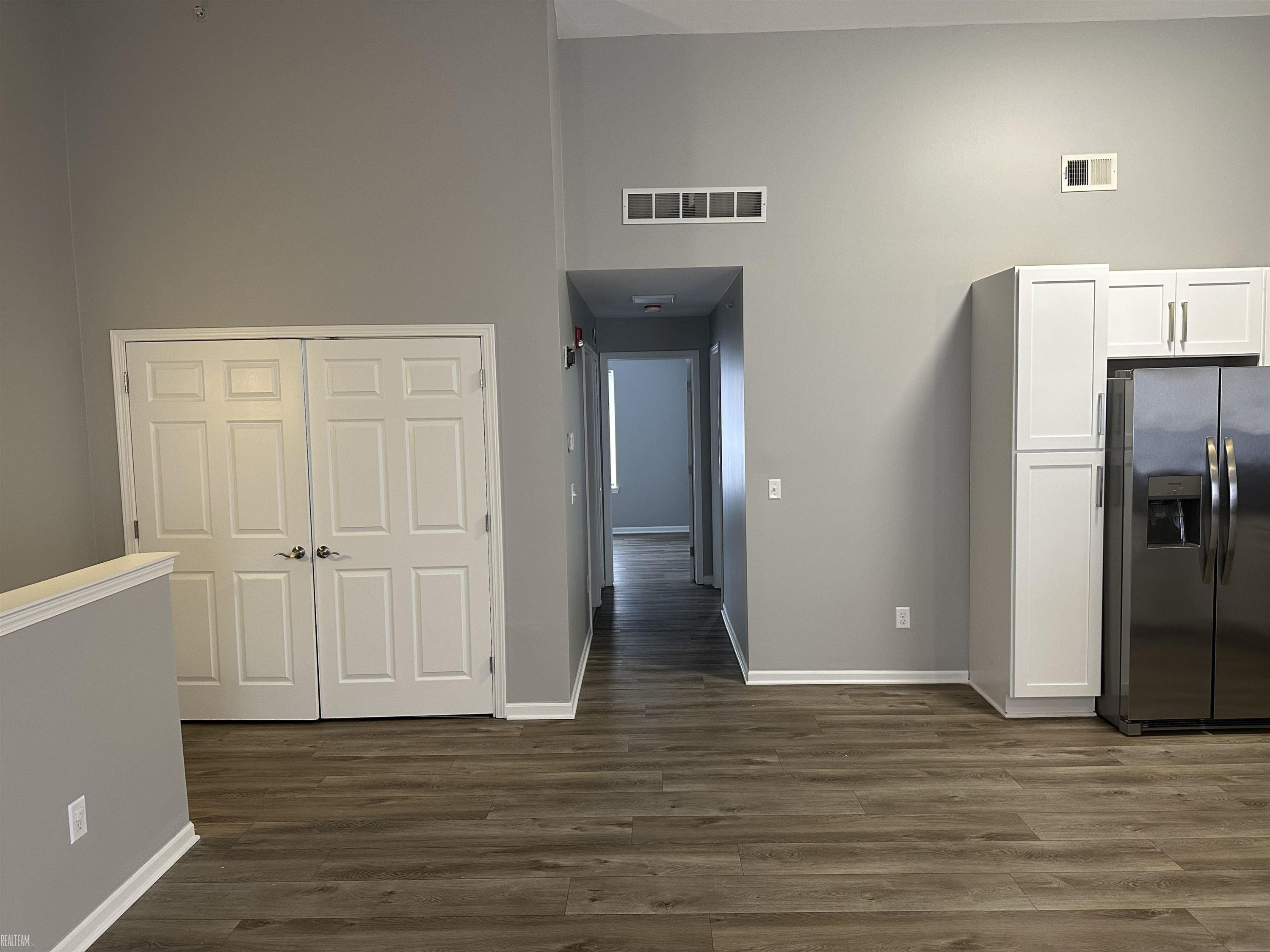 43105 Burlington Drive, Sterling Heights, MI 48313 — Photo 6