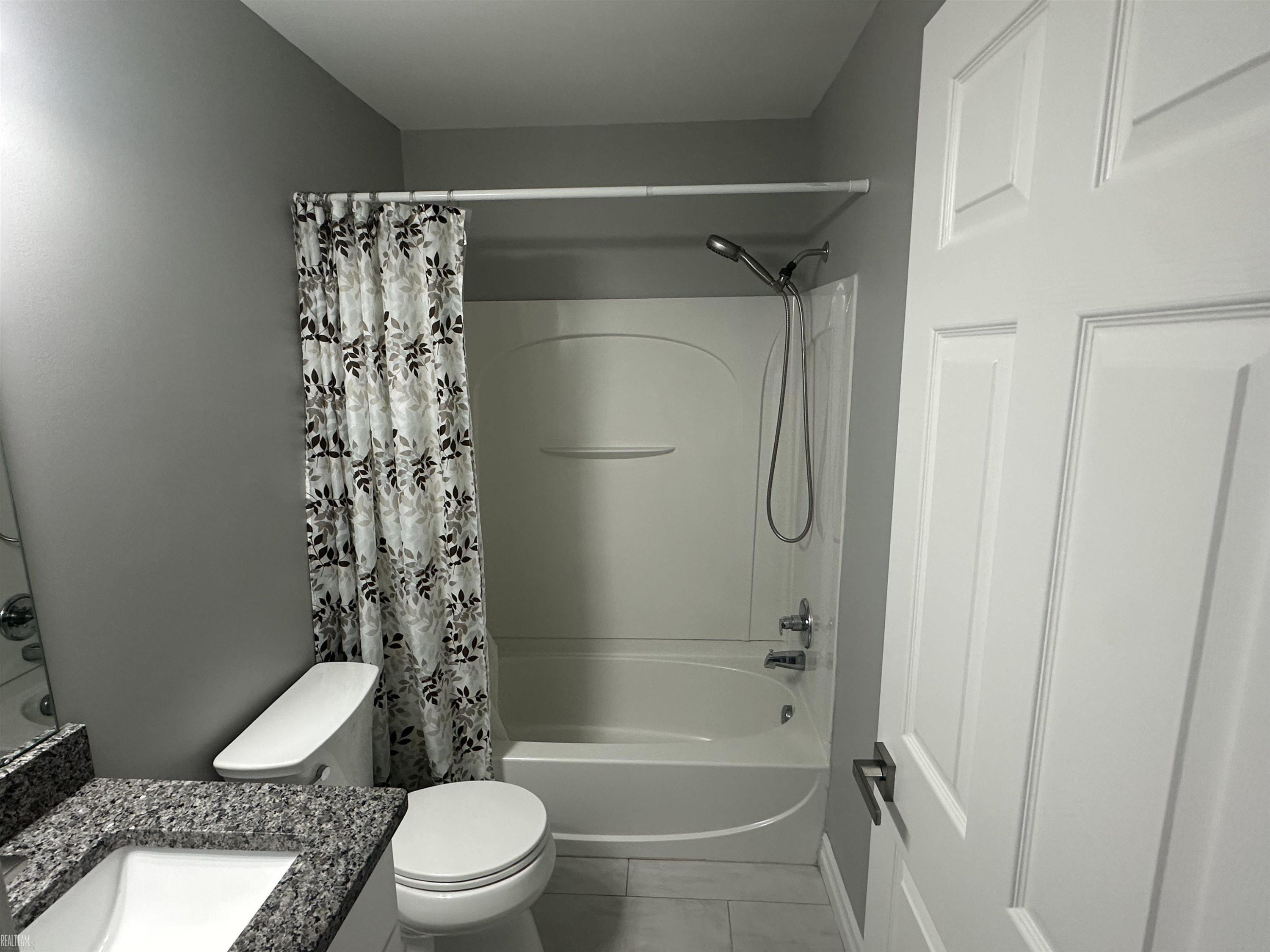 43105 Burlington Drive, Sterling Heights, MI 48313 — Photo 7