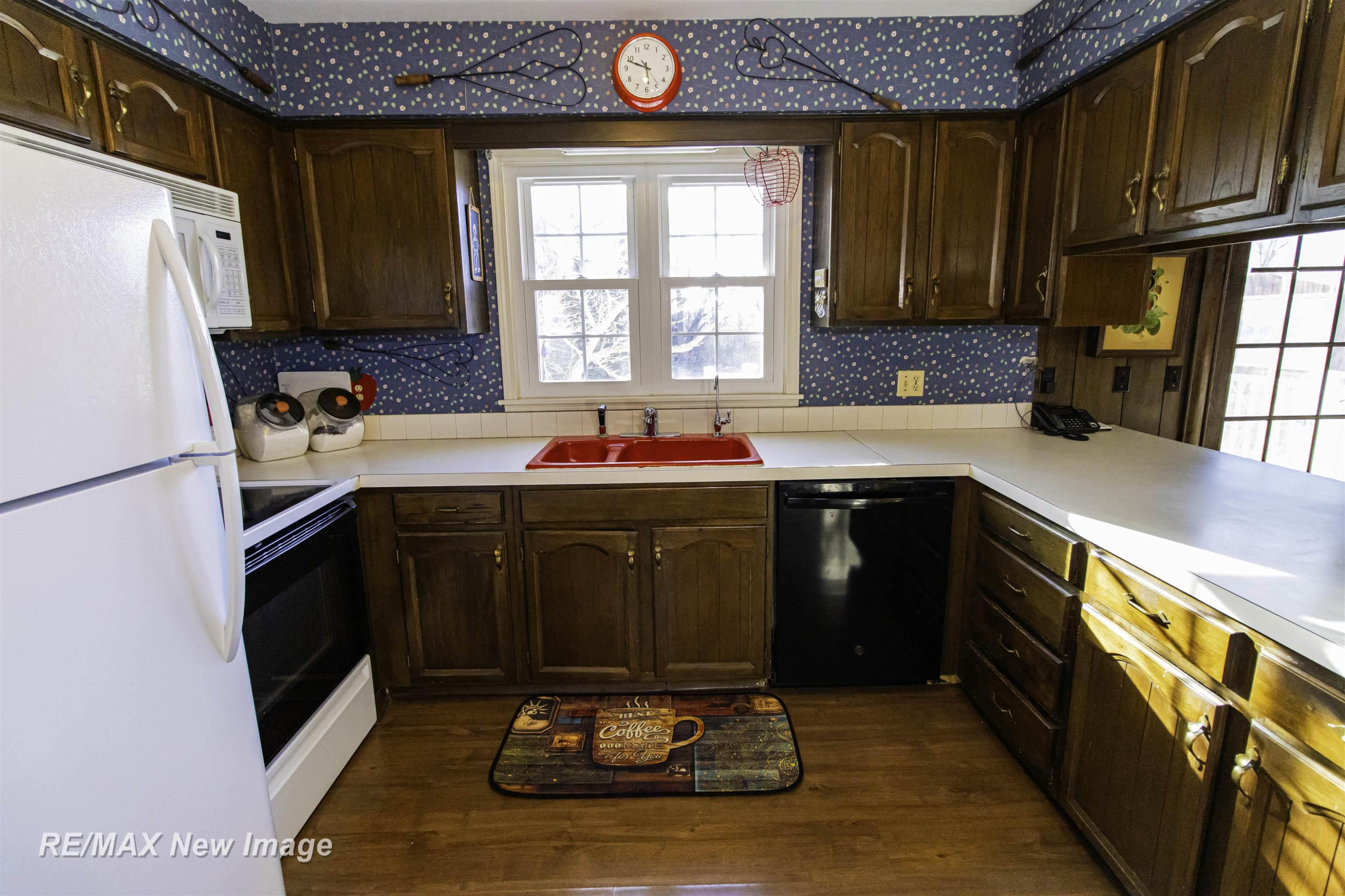17240 Sharon Road, Chesaning, MI 48616 — Photo 15