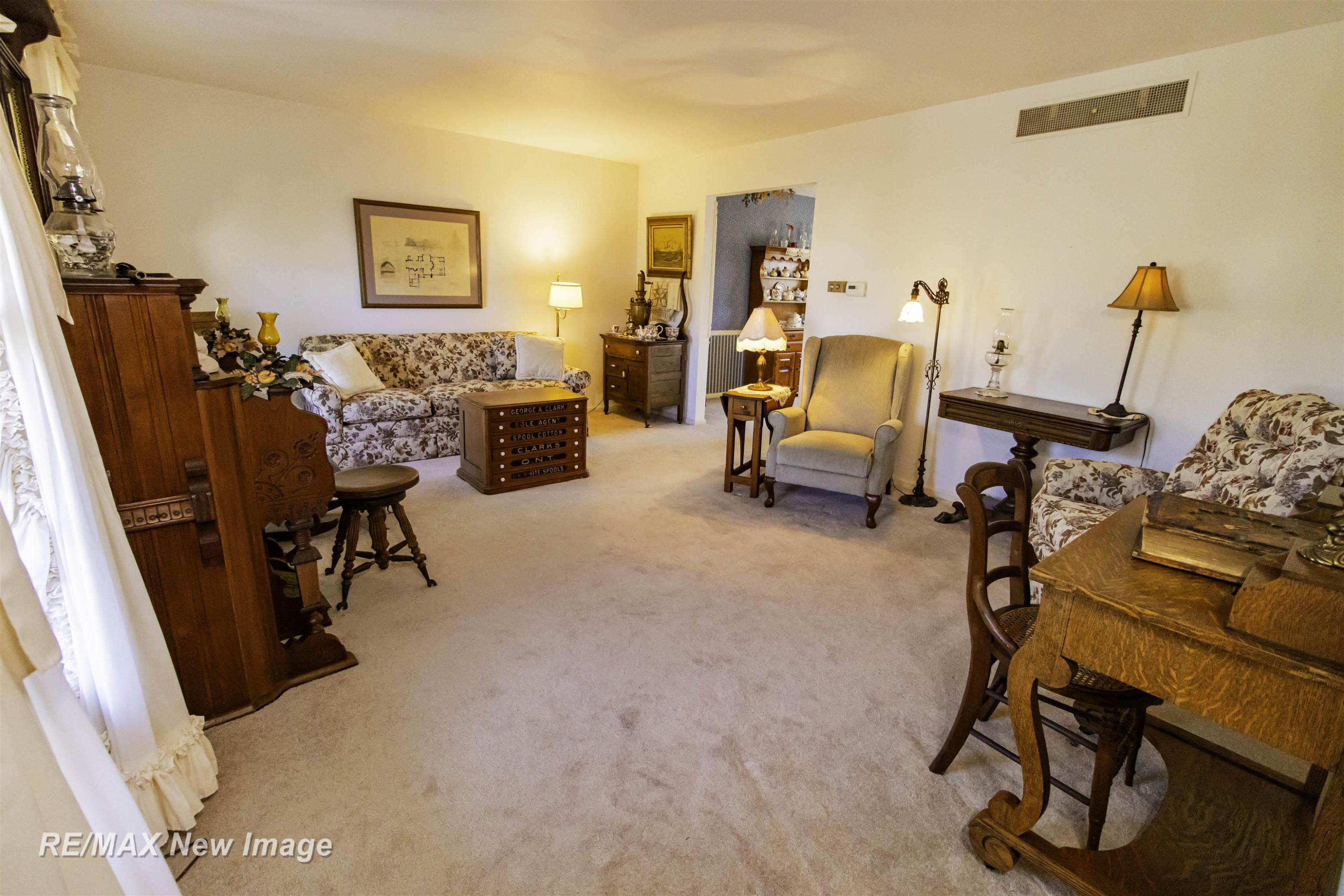 17240 Sharon Road, Chesaning, MI 48616 — Photo 17