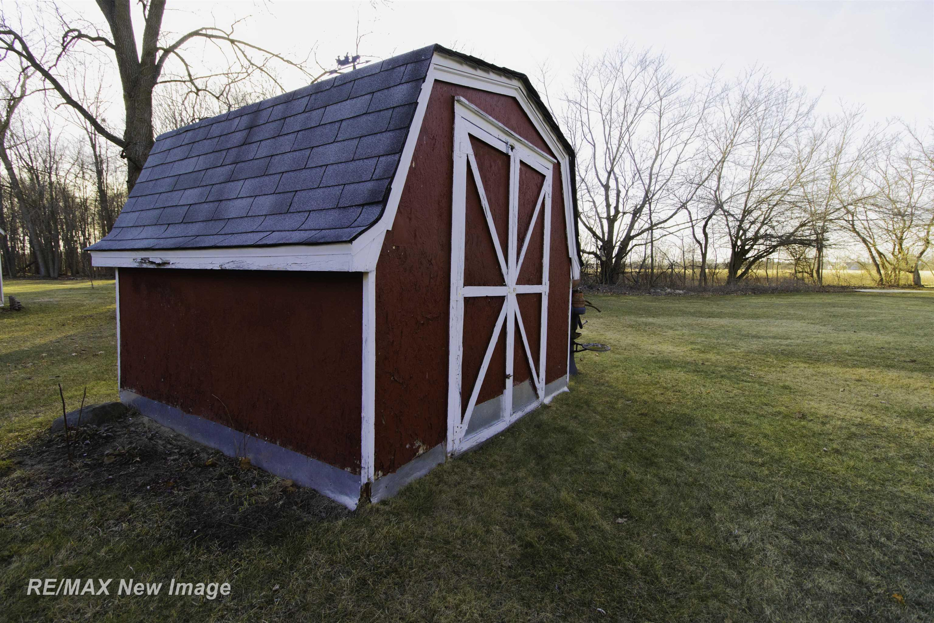 17240 Sharon Road, Chesaning, MI 48616 — Photo 29