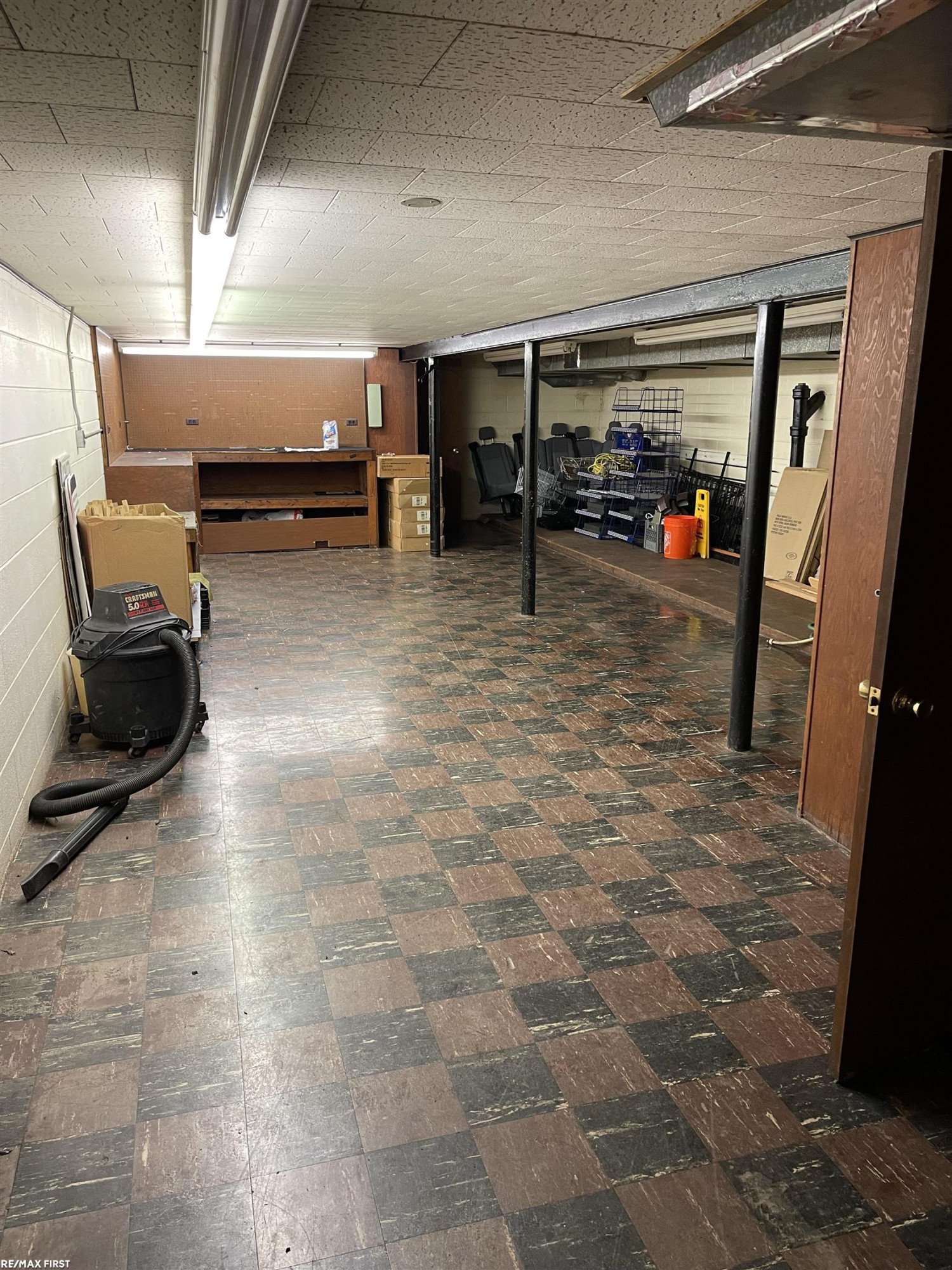 8302 12 Mile Avenue, Warren, MI 48093 — Photo 10