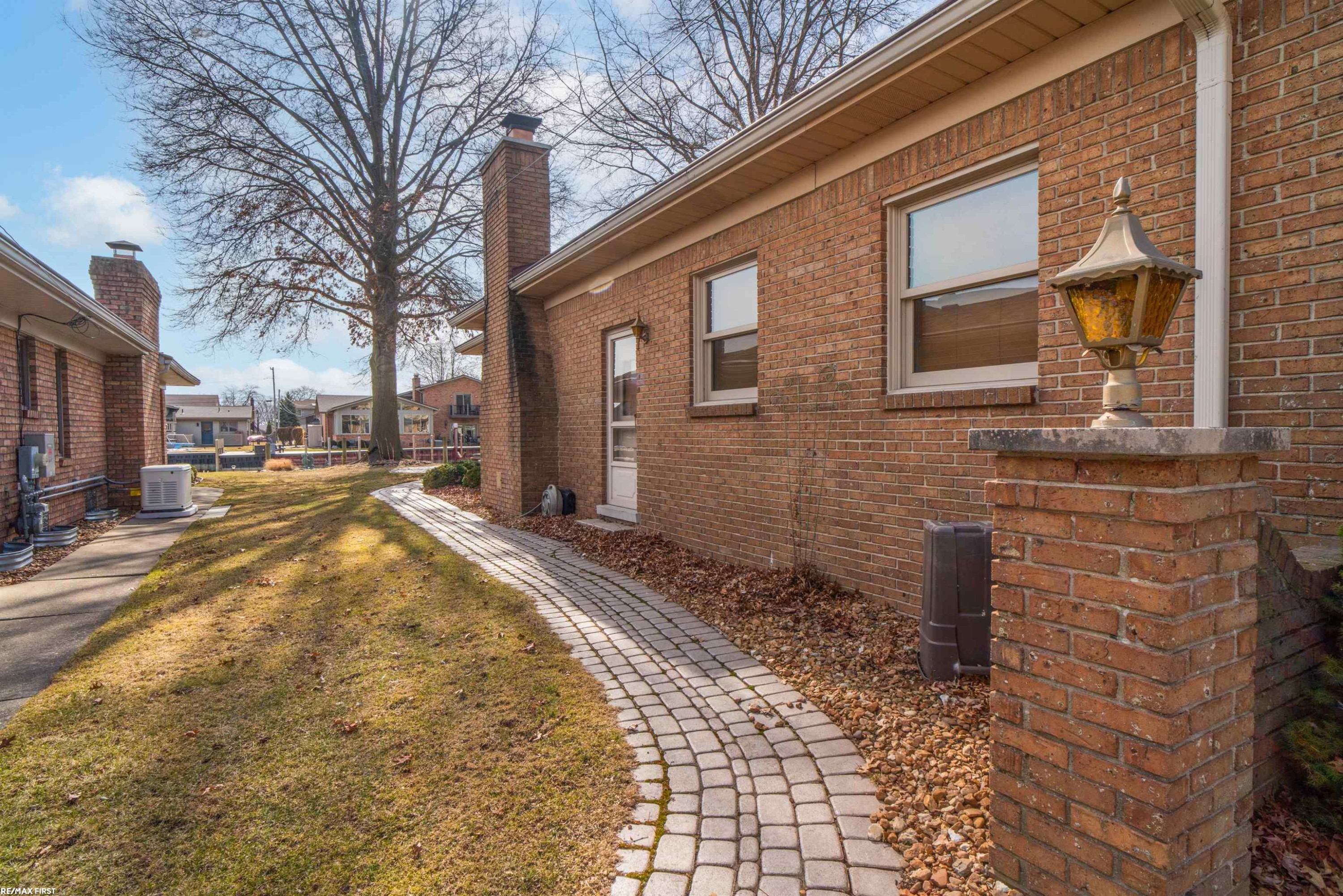 49654 Regatta Drive, Chesterfield, MI 48047 — Photo 19