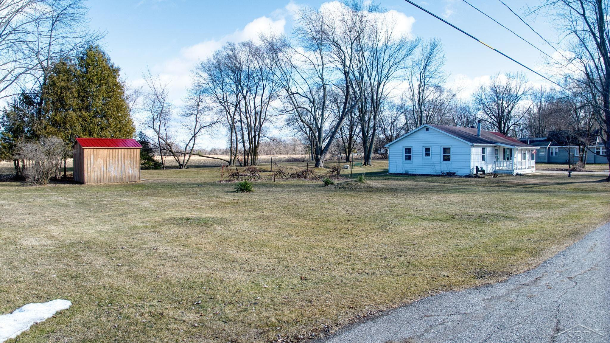 127 E Fraser Street, Coleman, MI 48618 — Photo 2