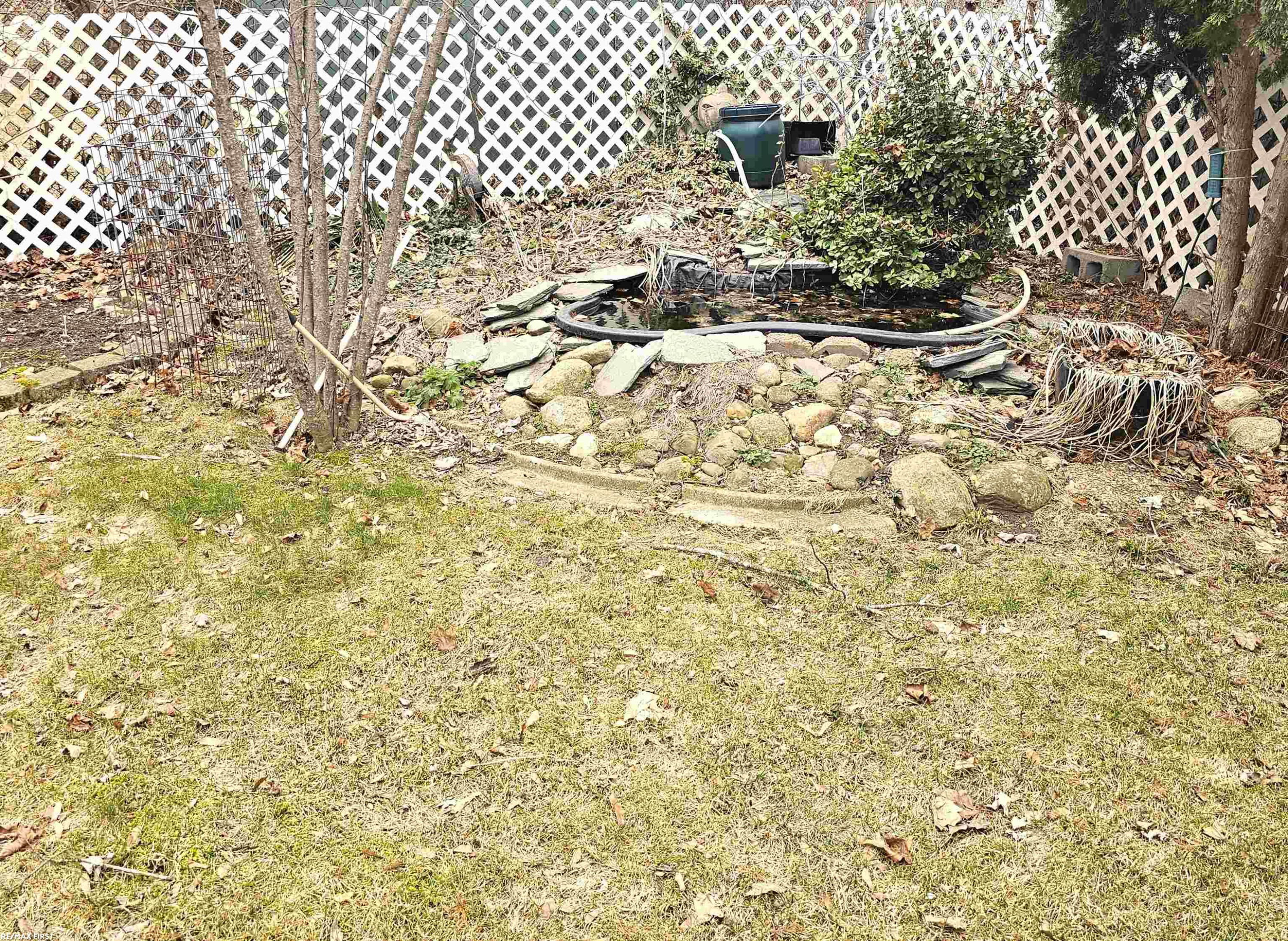 225 Ewell Street, MI 48065 — Photo 13