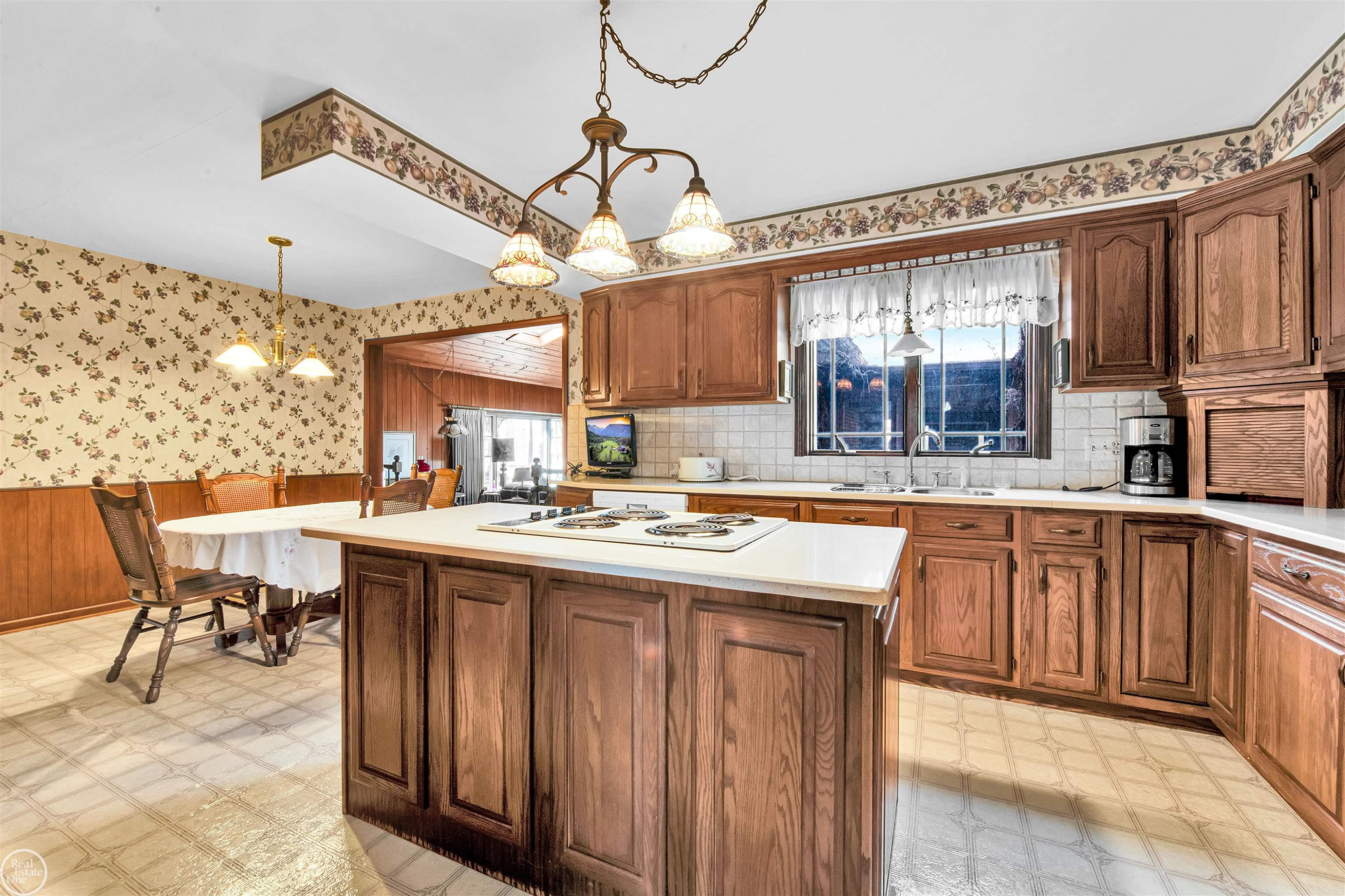 34325 33 Mile Road, Richmond, MI 48062 — Photo 32