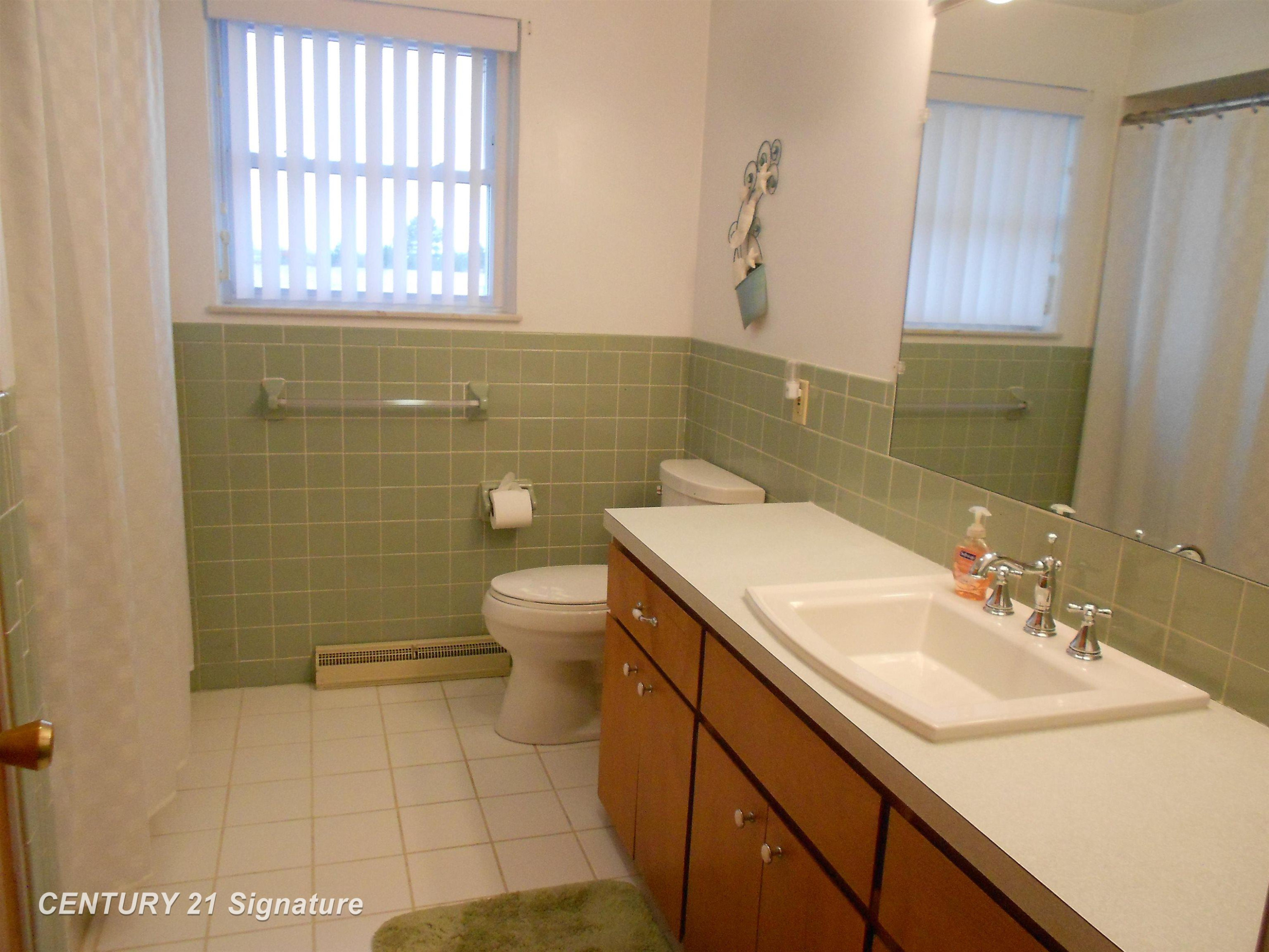 1103 Eddie Drive, Auburn, MI 48611 — Photo 12