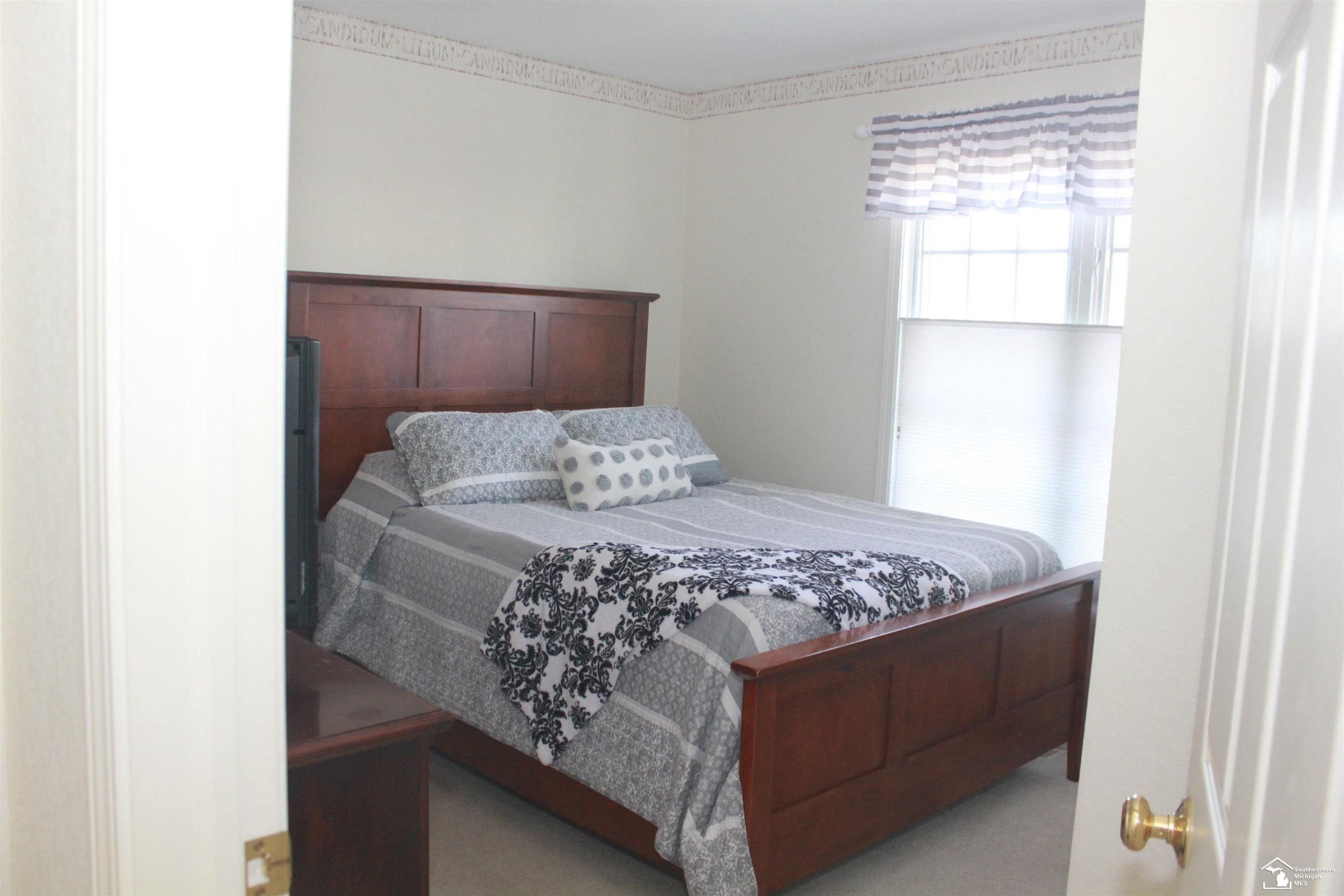 6613 Gleneagles Circle, Temperance, MI 48182 — Photo 8