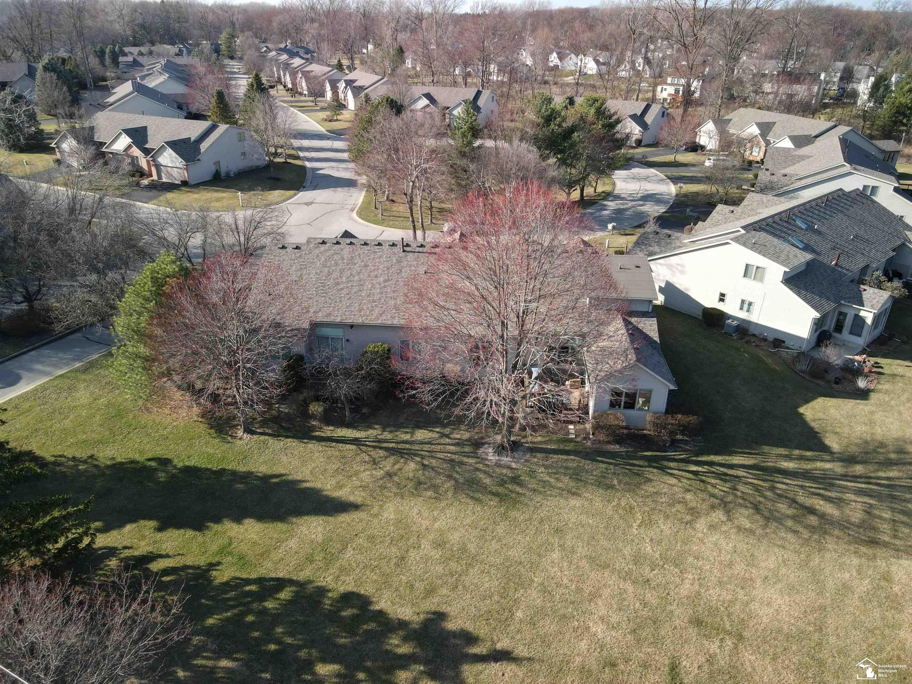 6613 Gleneagles Circle, Temperance, MI 48182 — Photo 13