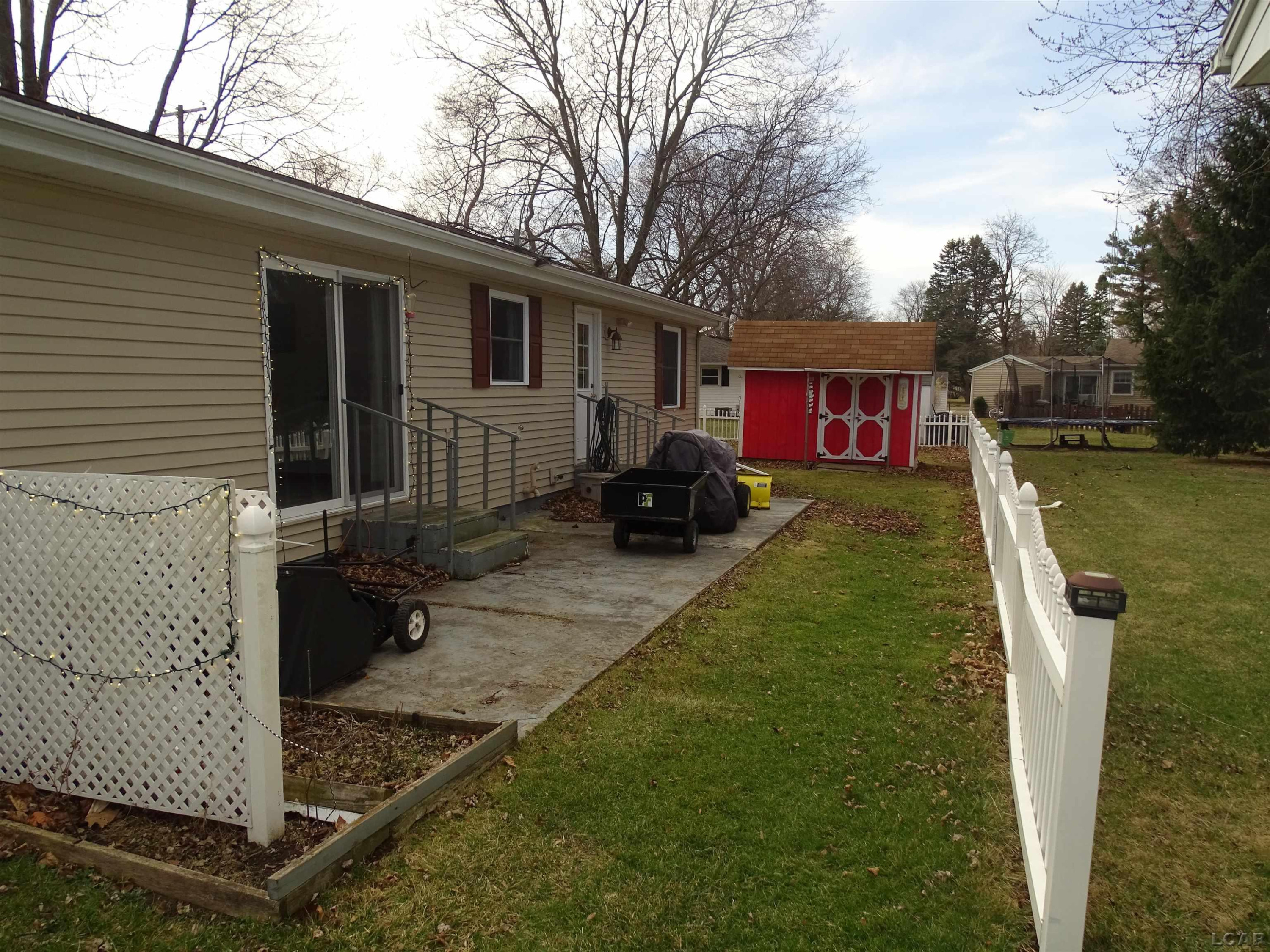 203 Veterans Avenue, Blissfield, MI 49228 — Photo 7