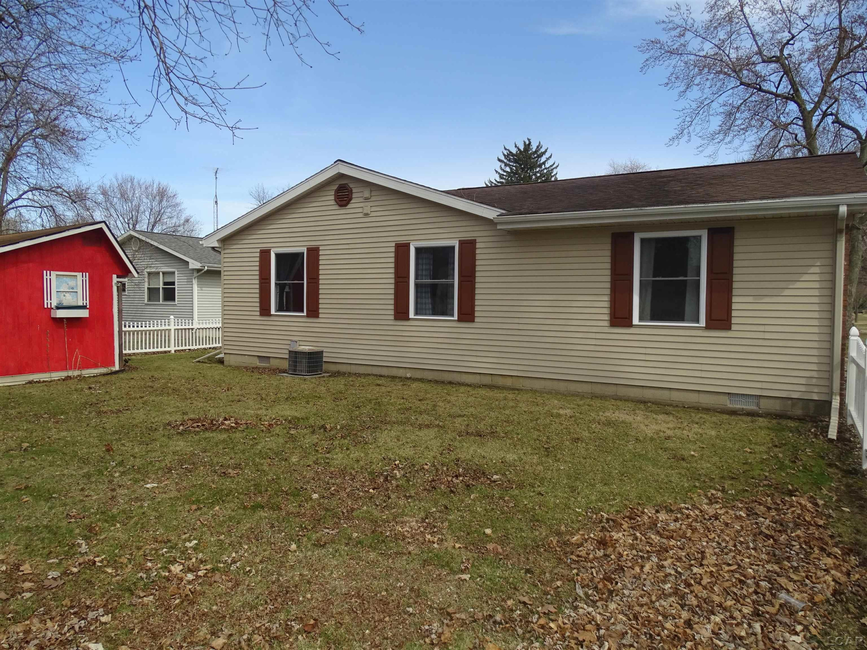 203 Veterans Avenue, Blissfield, MI 49228 — Photo 9
