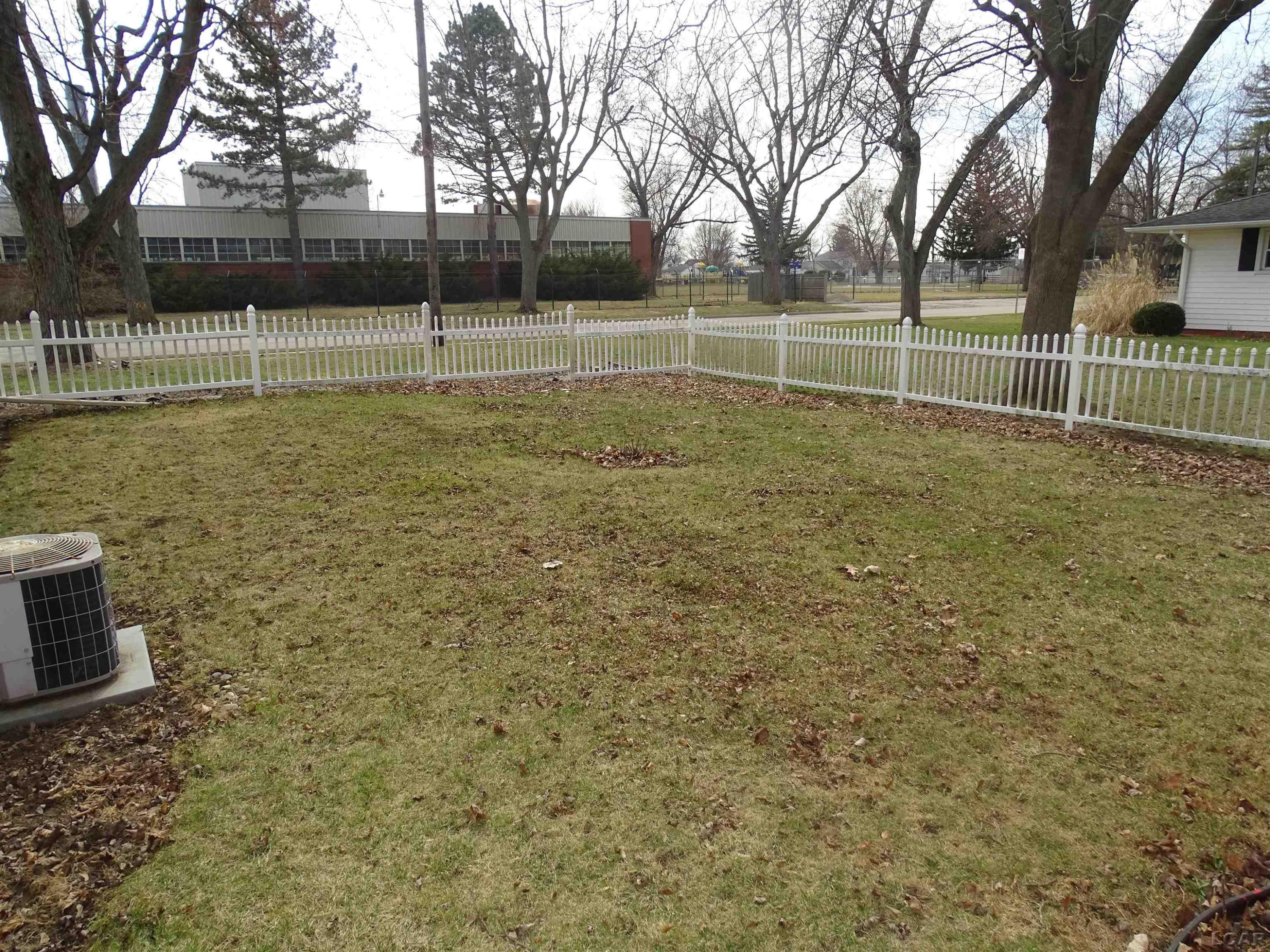 203 Veterans Avenue, Blissfield, MI 49228 — Photo 10