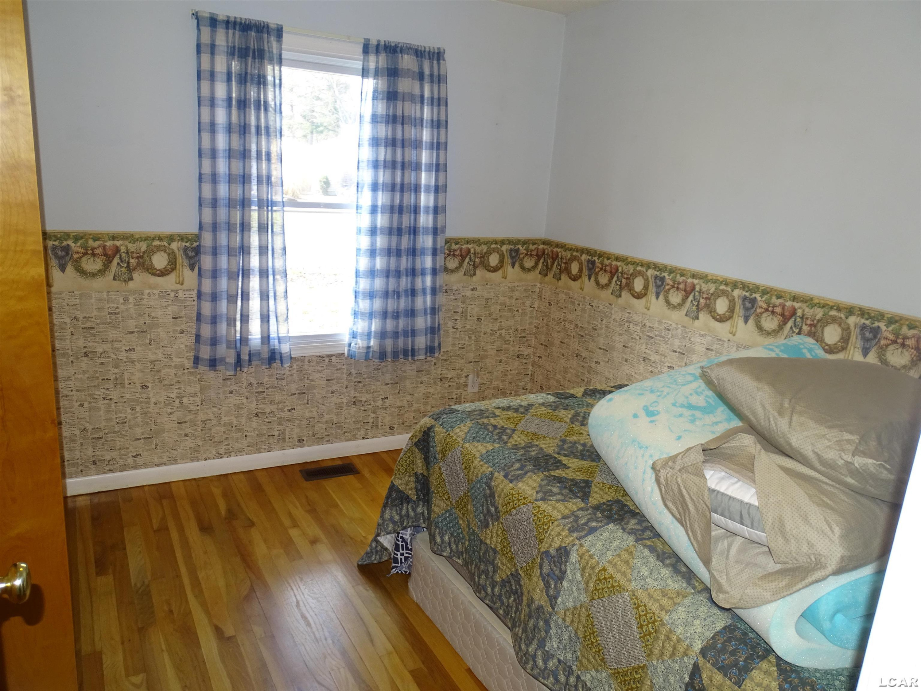 203 Veterans Avenue, Blissfield, MI 49228 — Photo 27