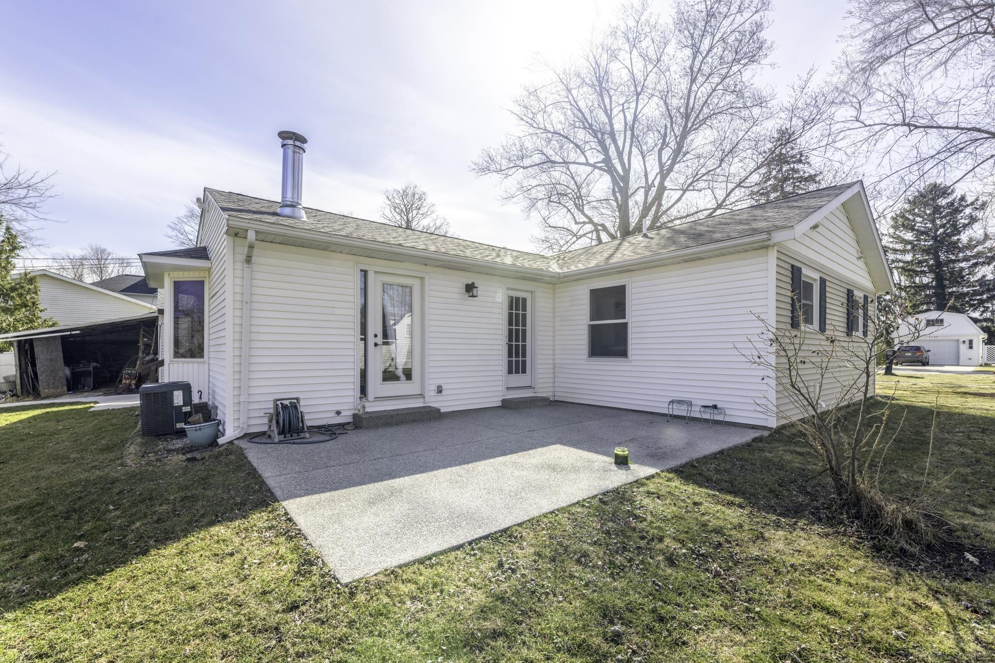 7187 Hubbard Street, Lexington, MI 48450 — Photo 2