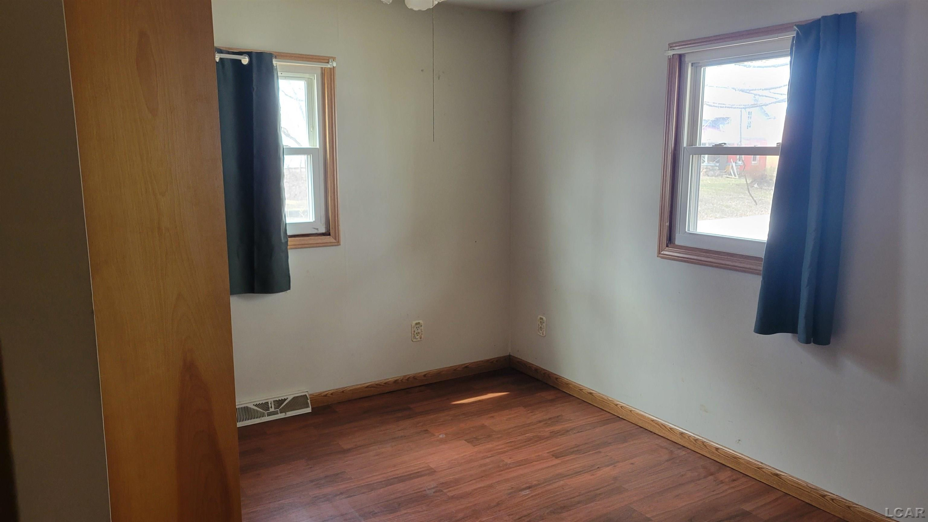 101 E Chestnut Street, Morenci, MI 49256 — Photo 9