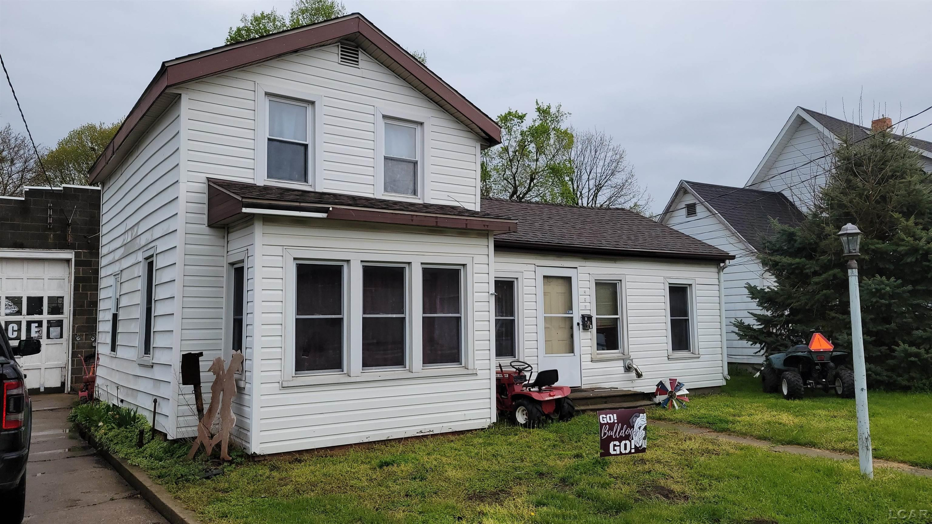 210 W Locust Street, Morenci, MI 49256