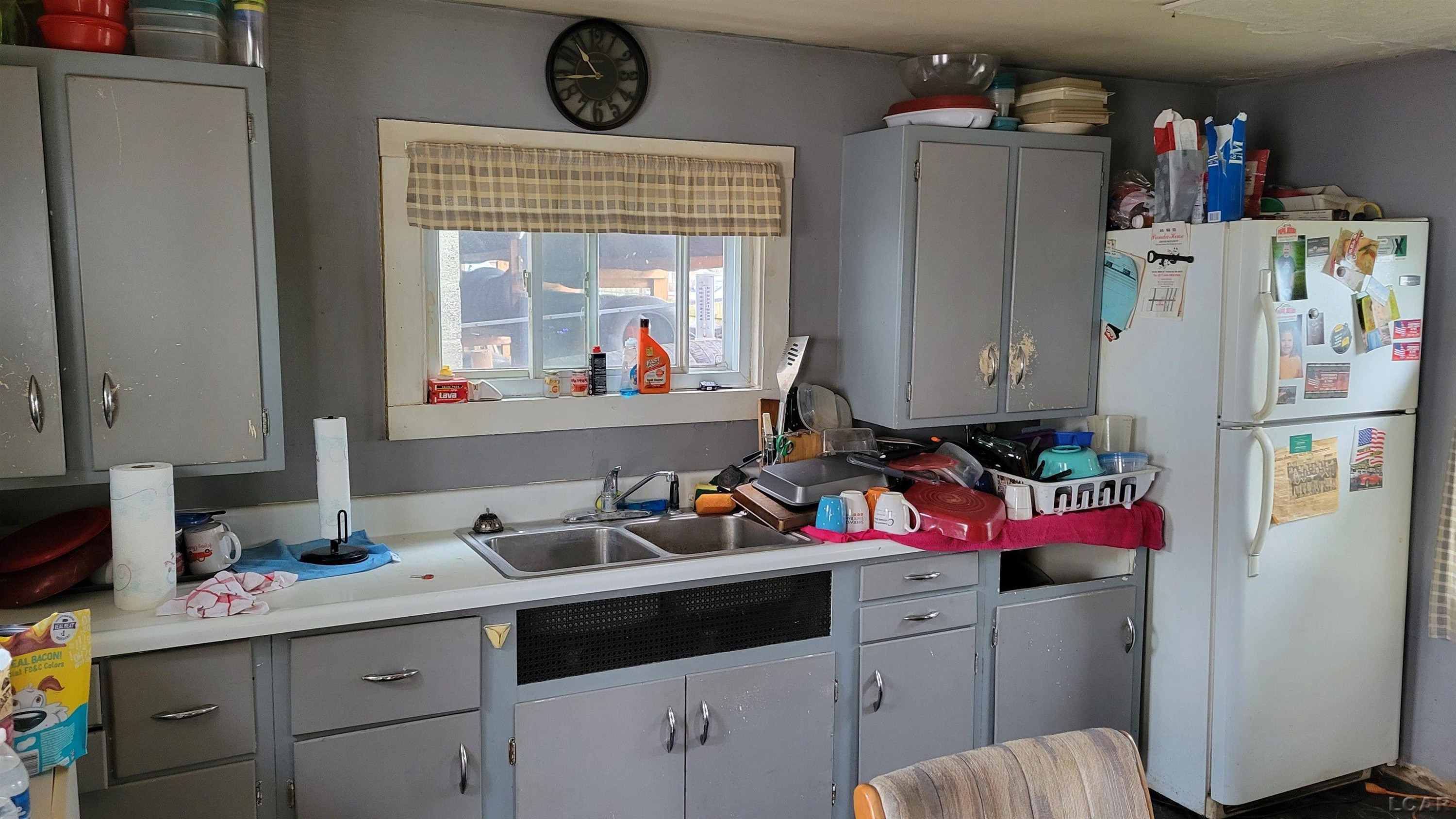 210 W Locust Street, Morenci, MI 49256 — Photo 4