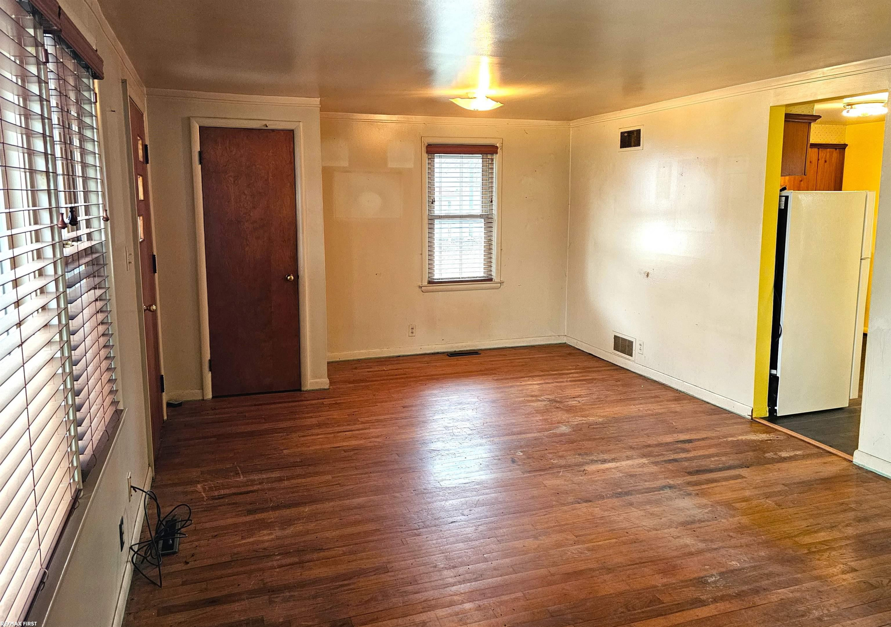 8200 S River Road, MI — Photo 3