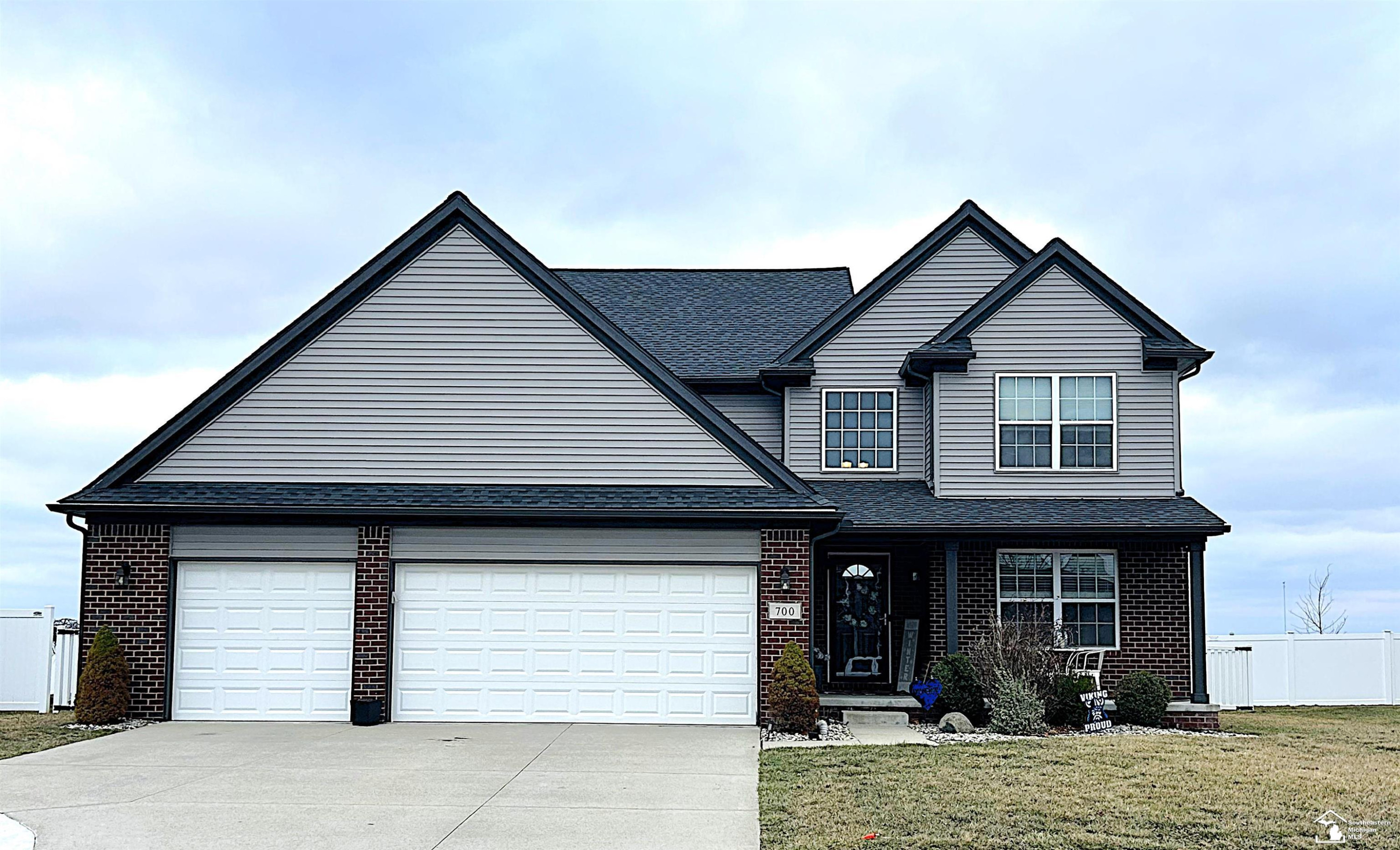 700 Davenport Drive, Dundee, MI 48131 — front exterior