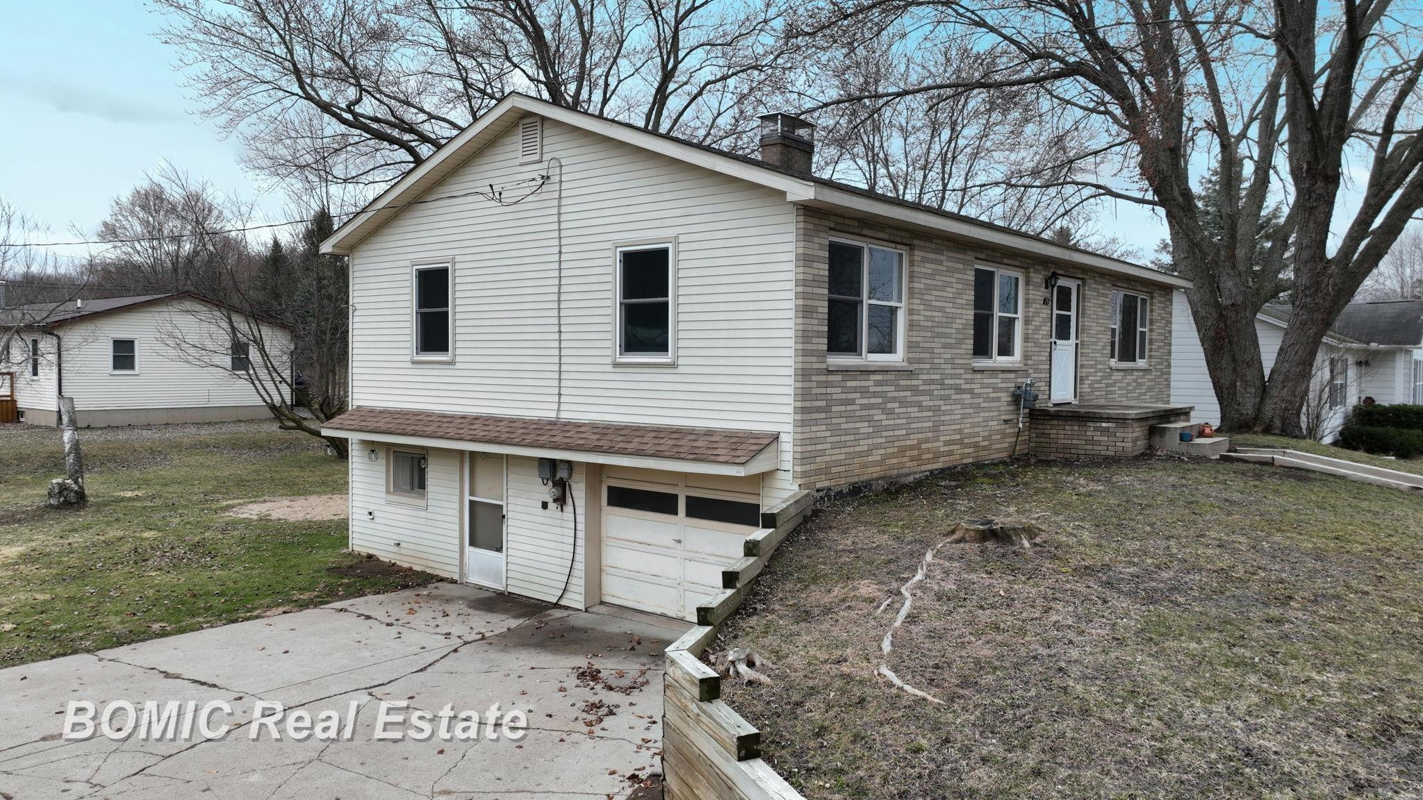 241 W Turner Street, MI 48744 — Photo 35