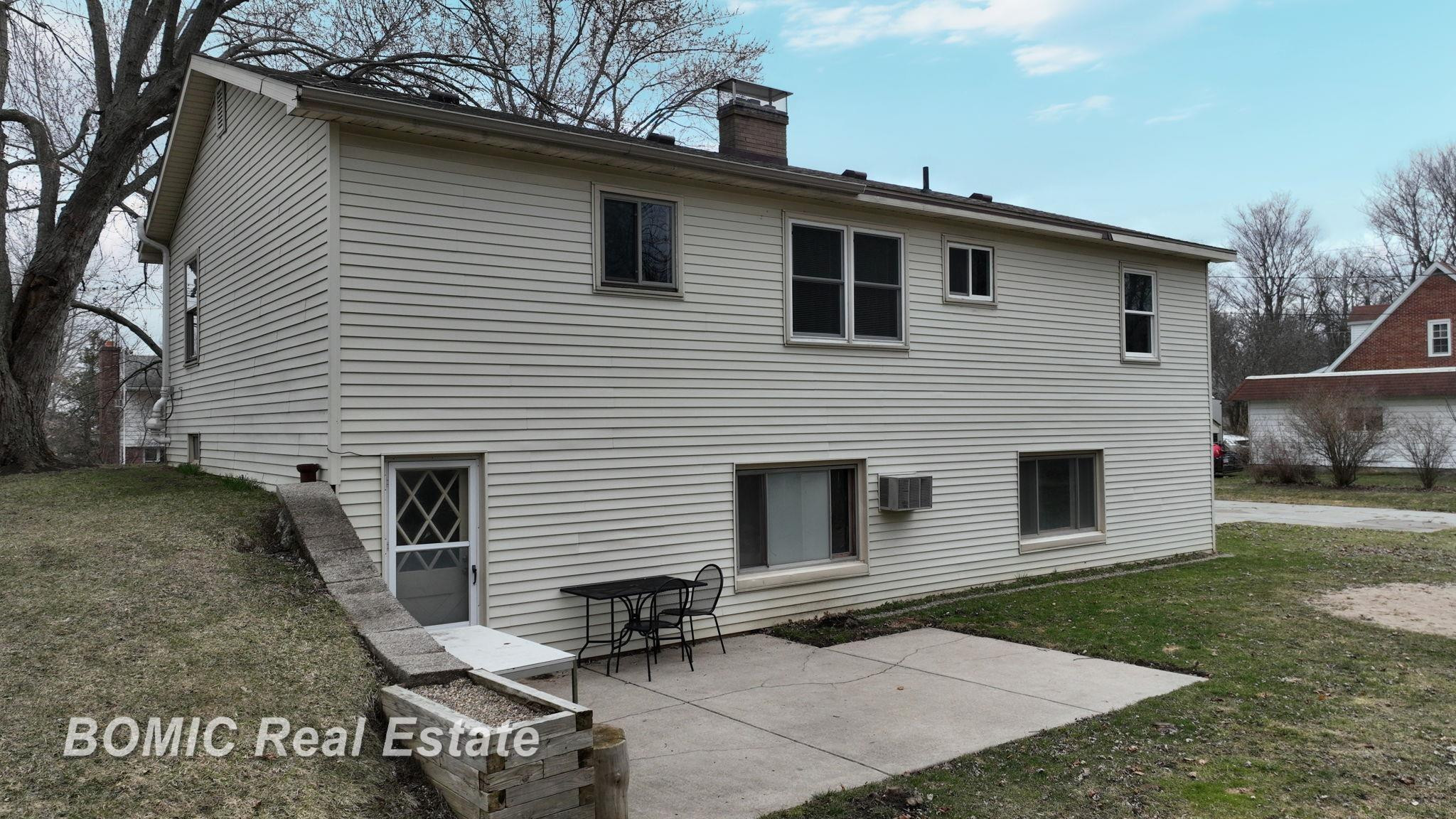 241 W Turner Street, MI 48744 — Photo 36