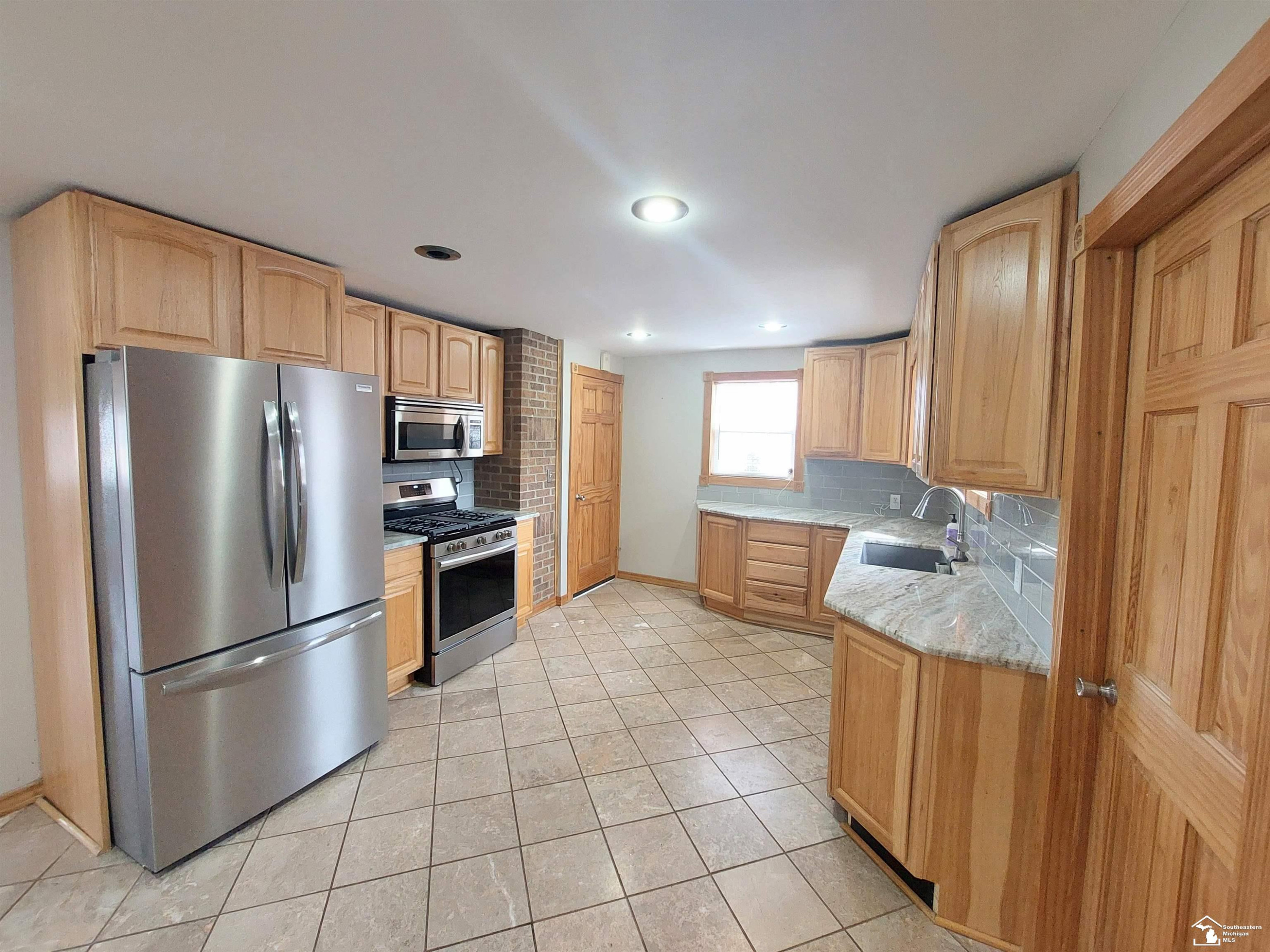 3023 W. Stein Road, La Salle, MI — Photo 10