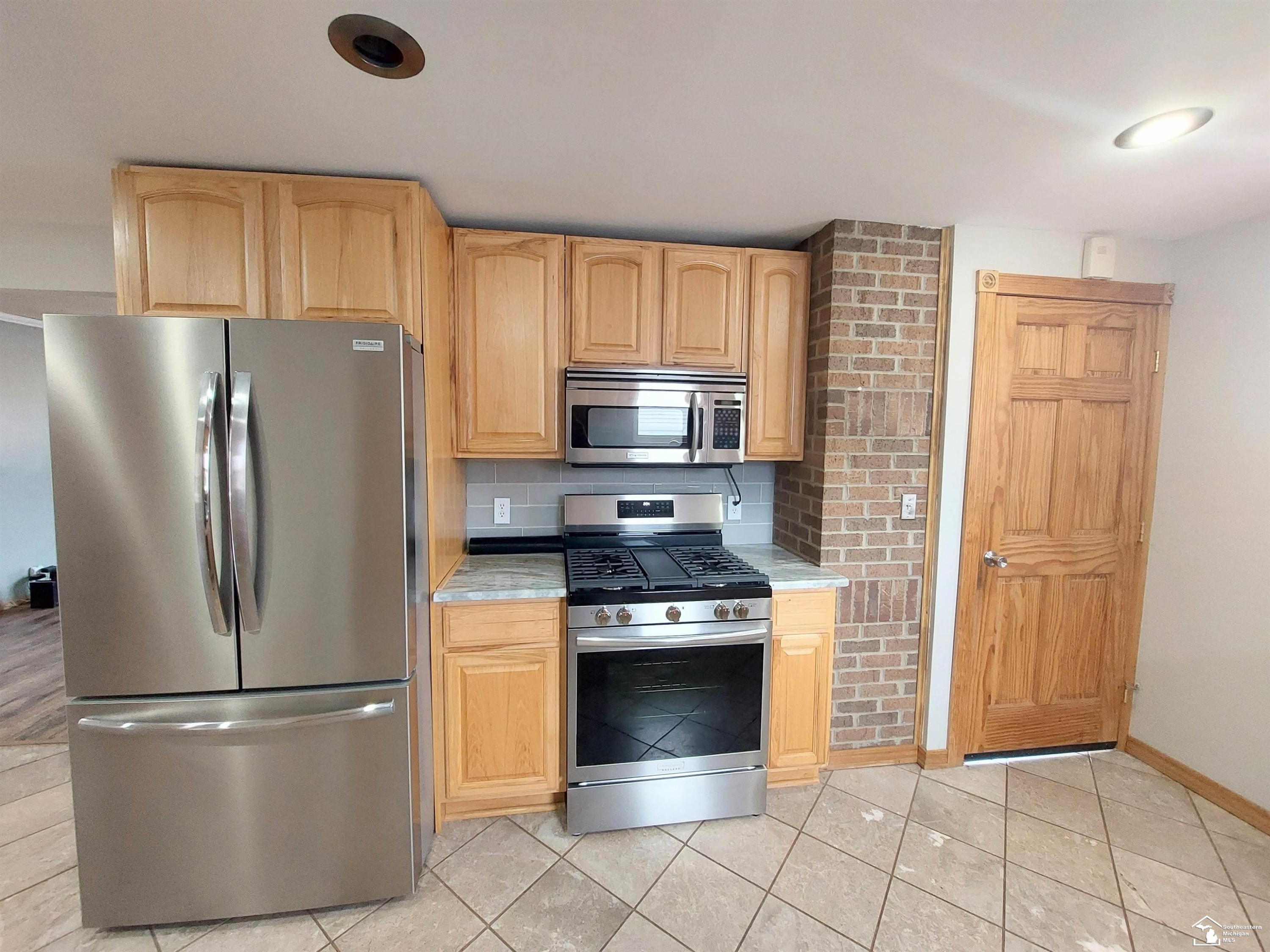 3023 W. Stein Road, La Salle, MI — Photo 12