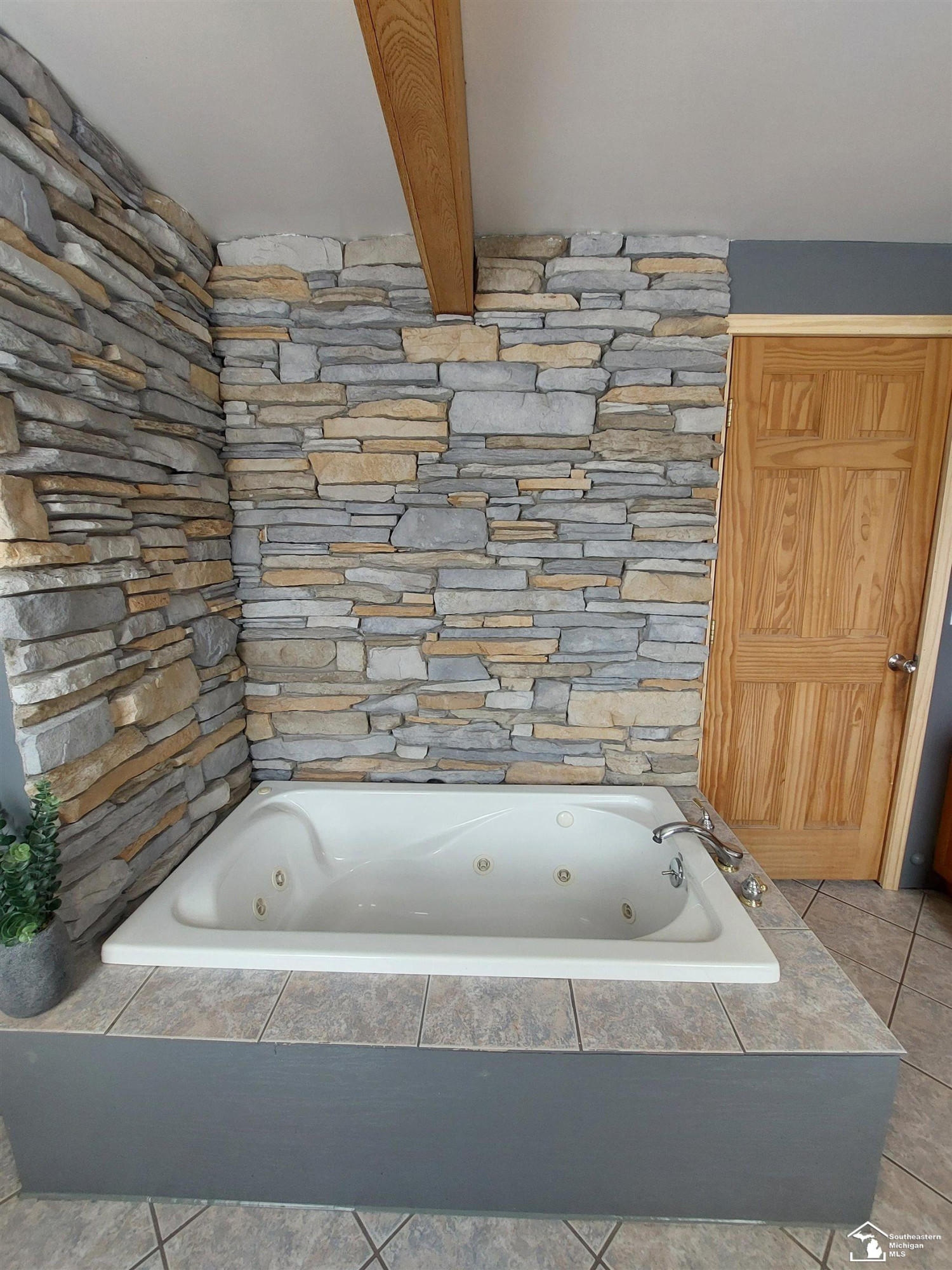 3023 W. Stein Road, La Salle, MI — Photo 21