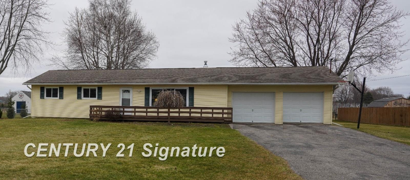 8395 EDERER Road, Saginaw, MI 48609 — front exterior
