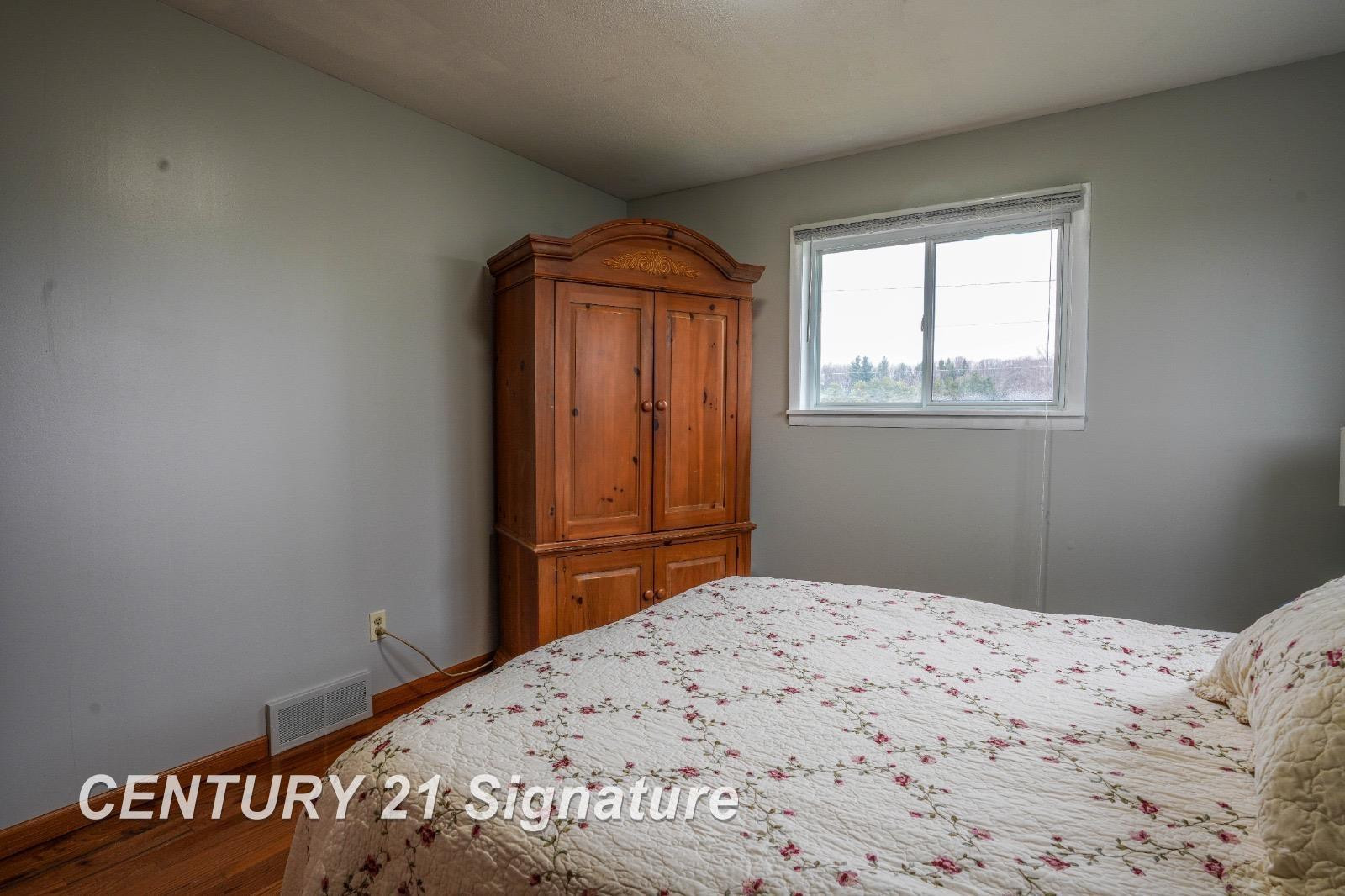 8395 EDERER Road, Saginaw, MI 48609 — Photo 14