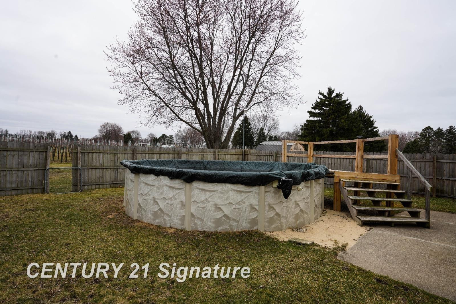 8395 EDERER Road, Saginaw, MI 48609 — Photo 31