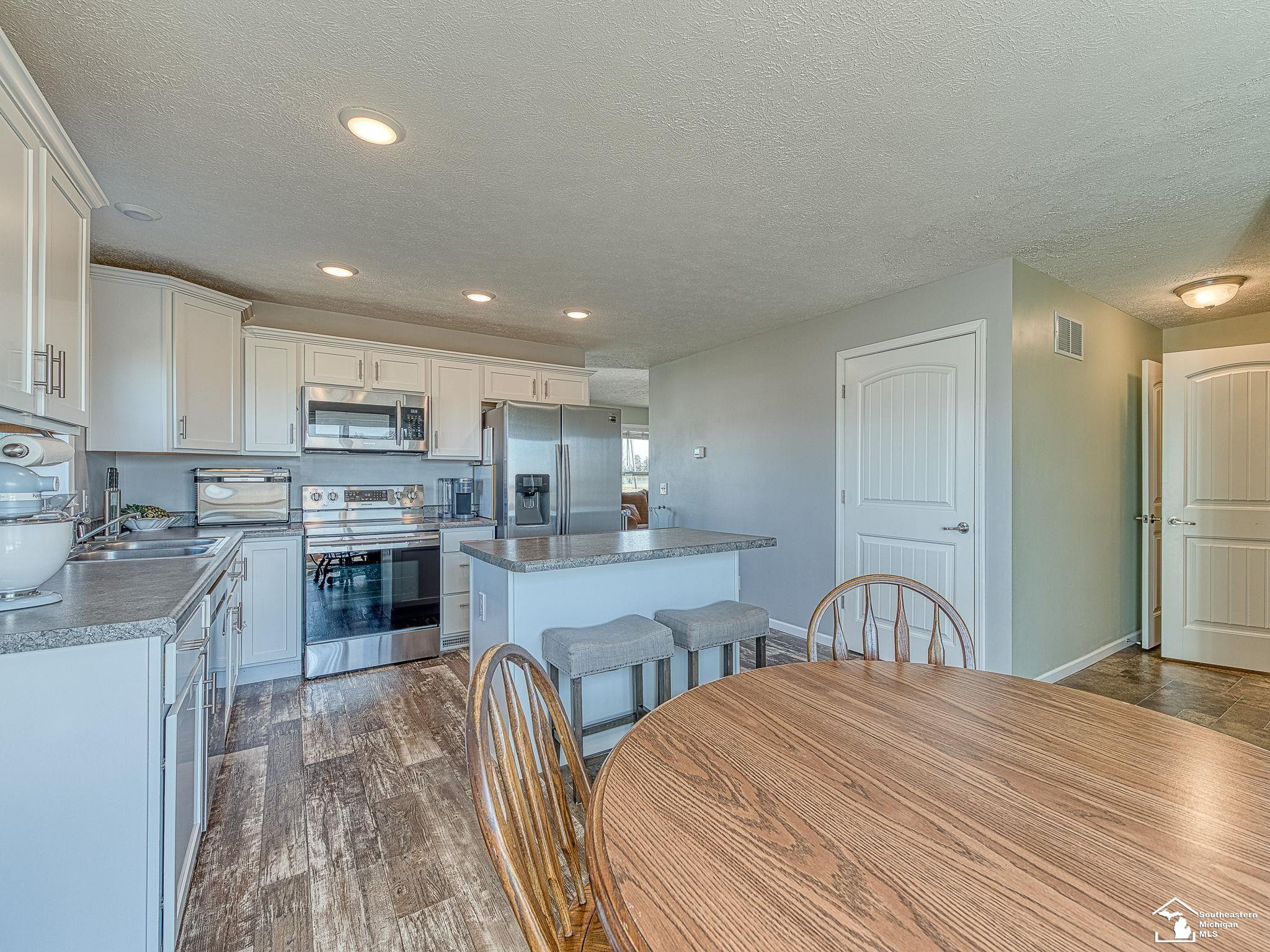 9489 Raisin Street, Maybee, MI — Photo 11